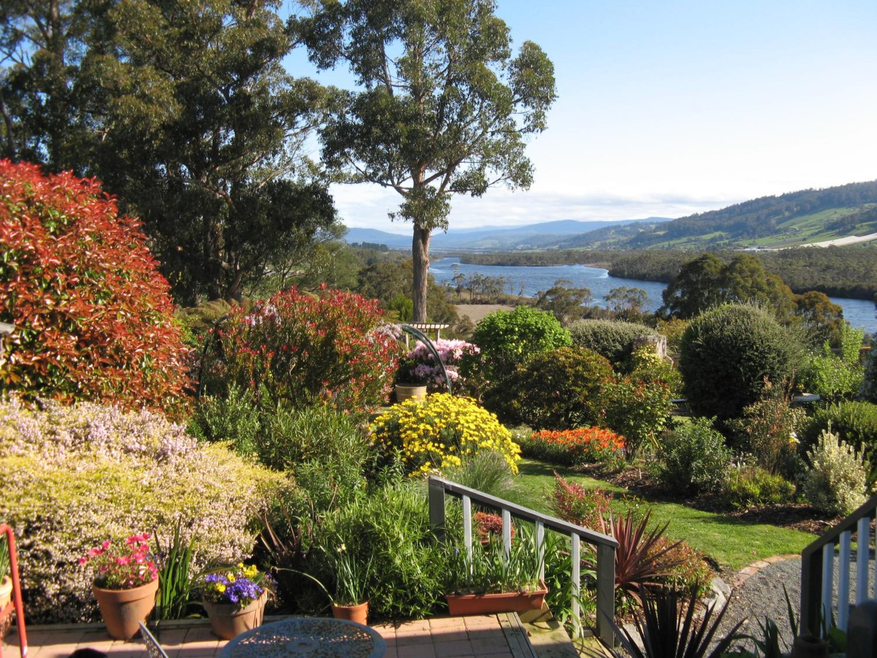 Hillside Bed and Breakfast