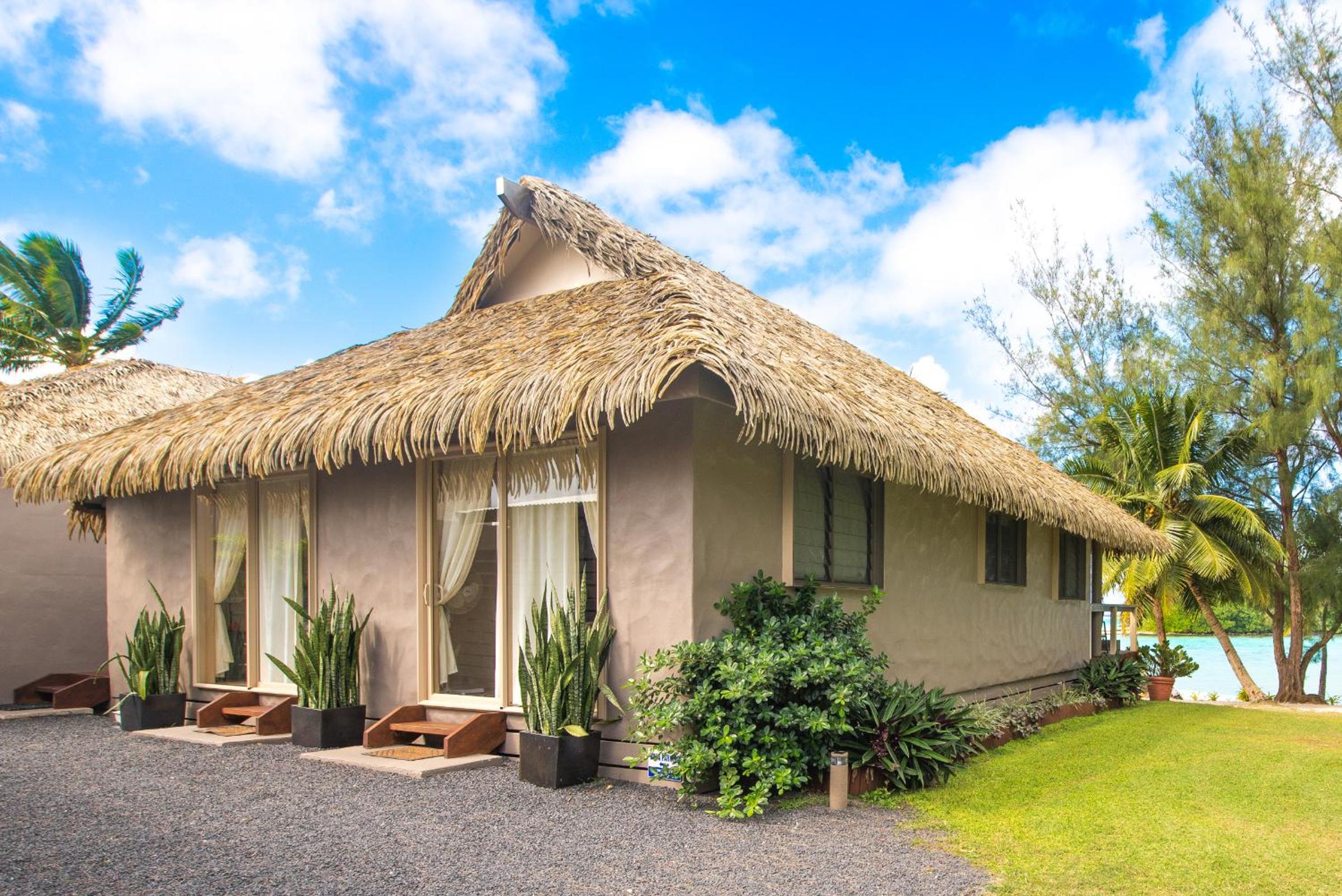 Cook Islands Holiday Villas - Muri Lagoon Beachfront