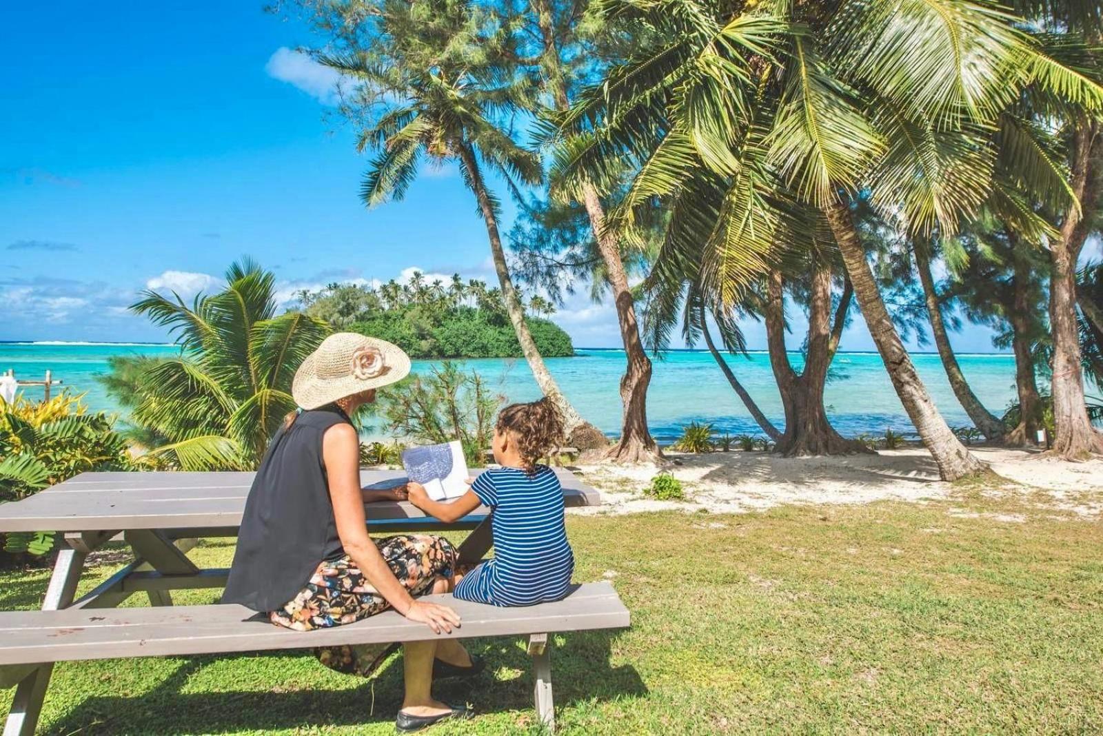 Cook Islands Holiday Villas - Muri Lagoon Beachfront