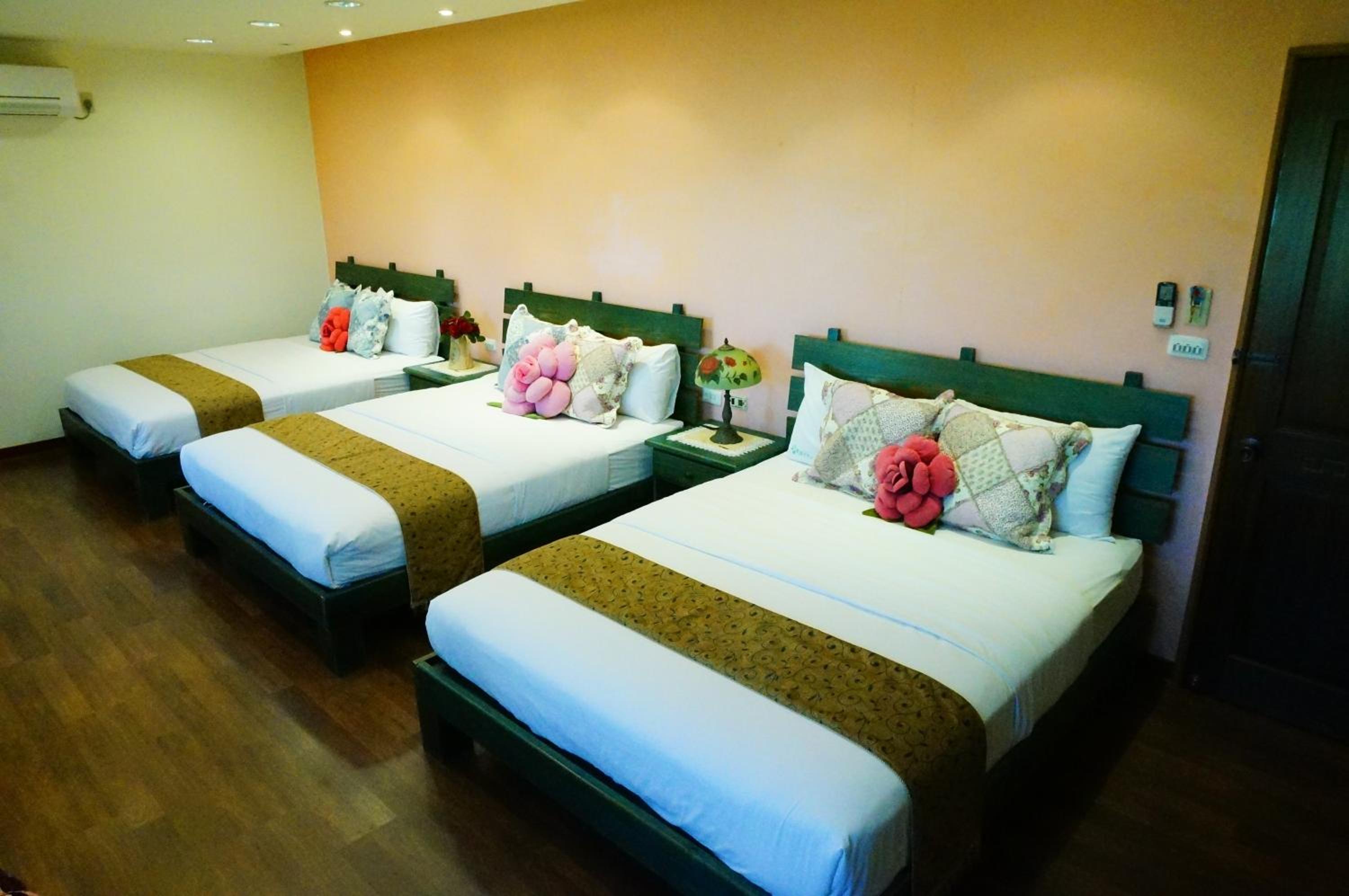 Sine Ya Hostel