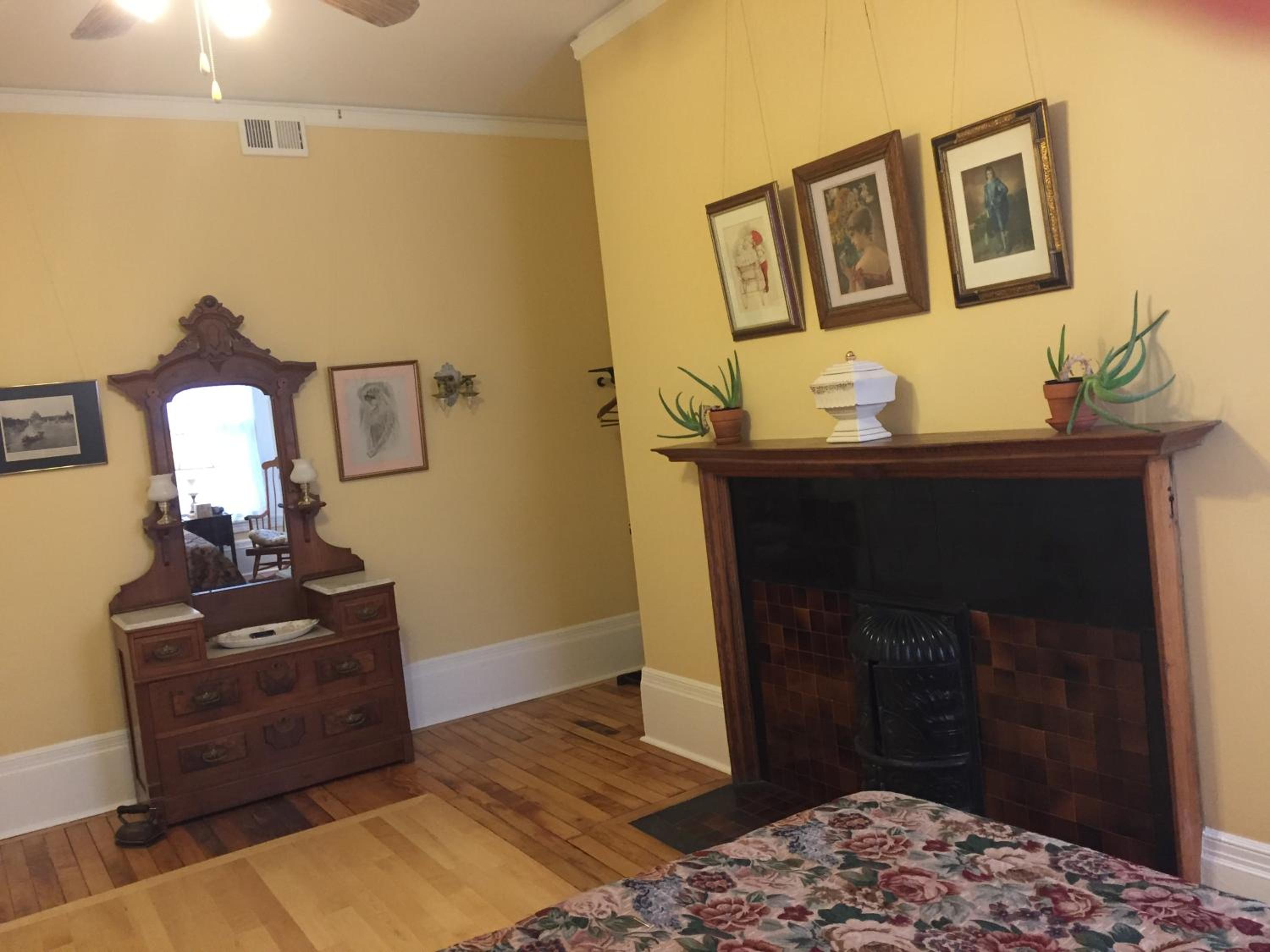 Lehmann House Bed & Breakfast