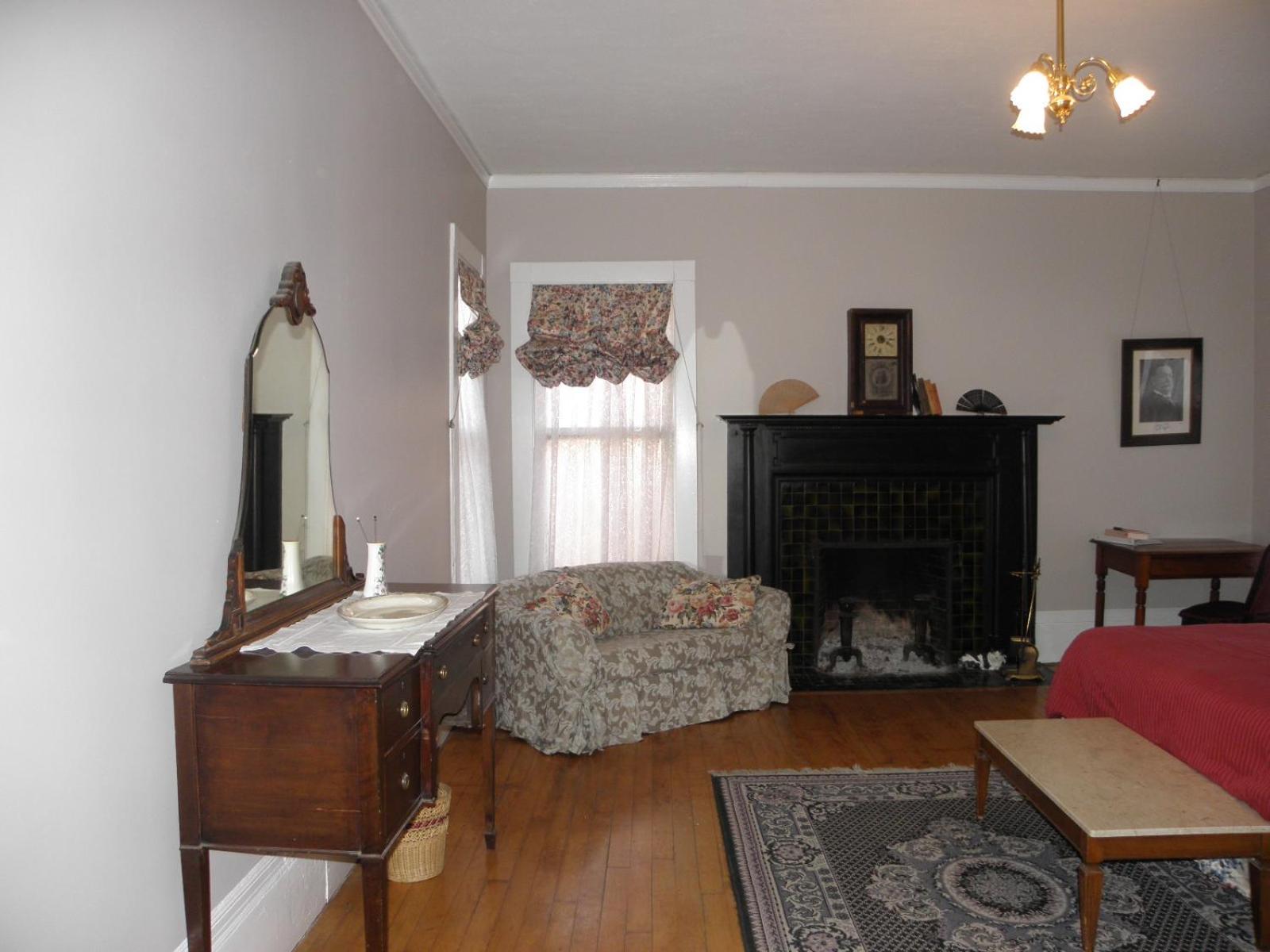 Lehmann House Bed & Breakfast