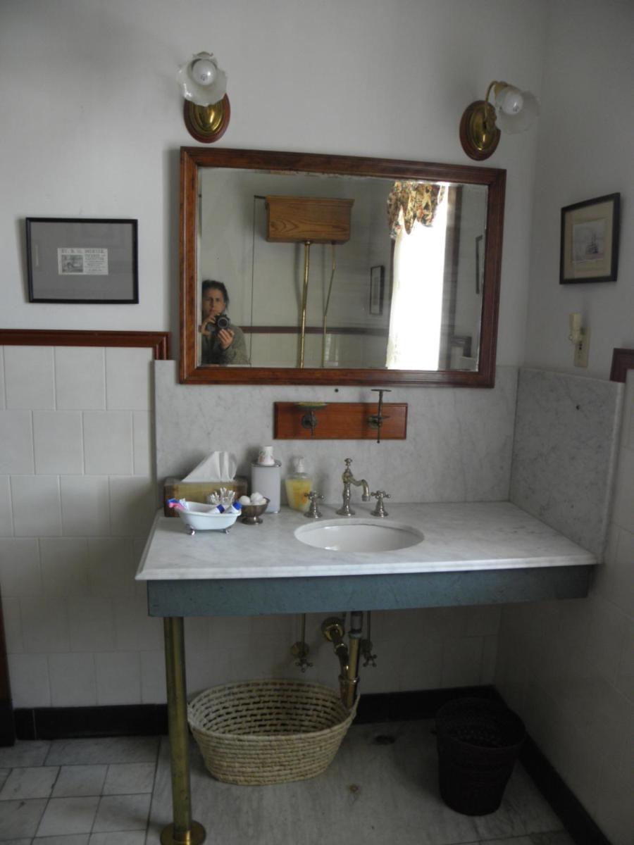 Lehmann House Bed & Breakfast