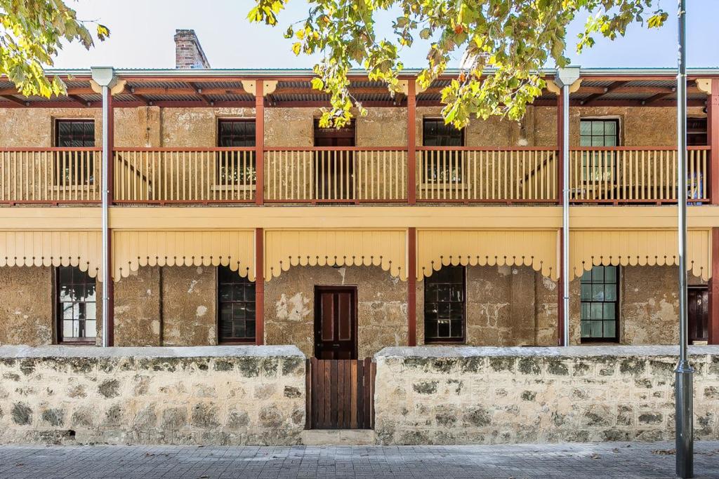 Warders Cottage: Iconic Cottage in the Heart of Freo