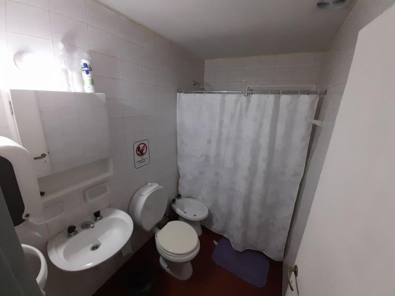 Hostel House 64Bigüa