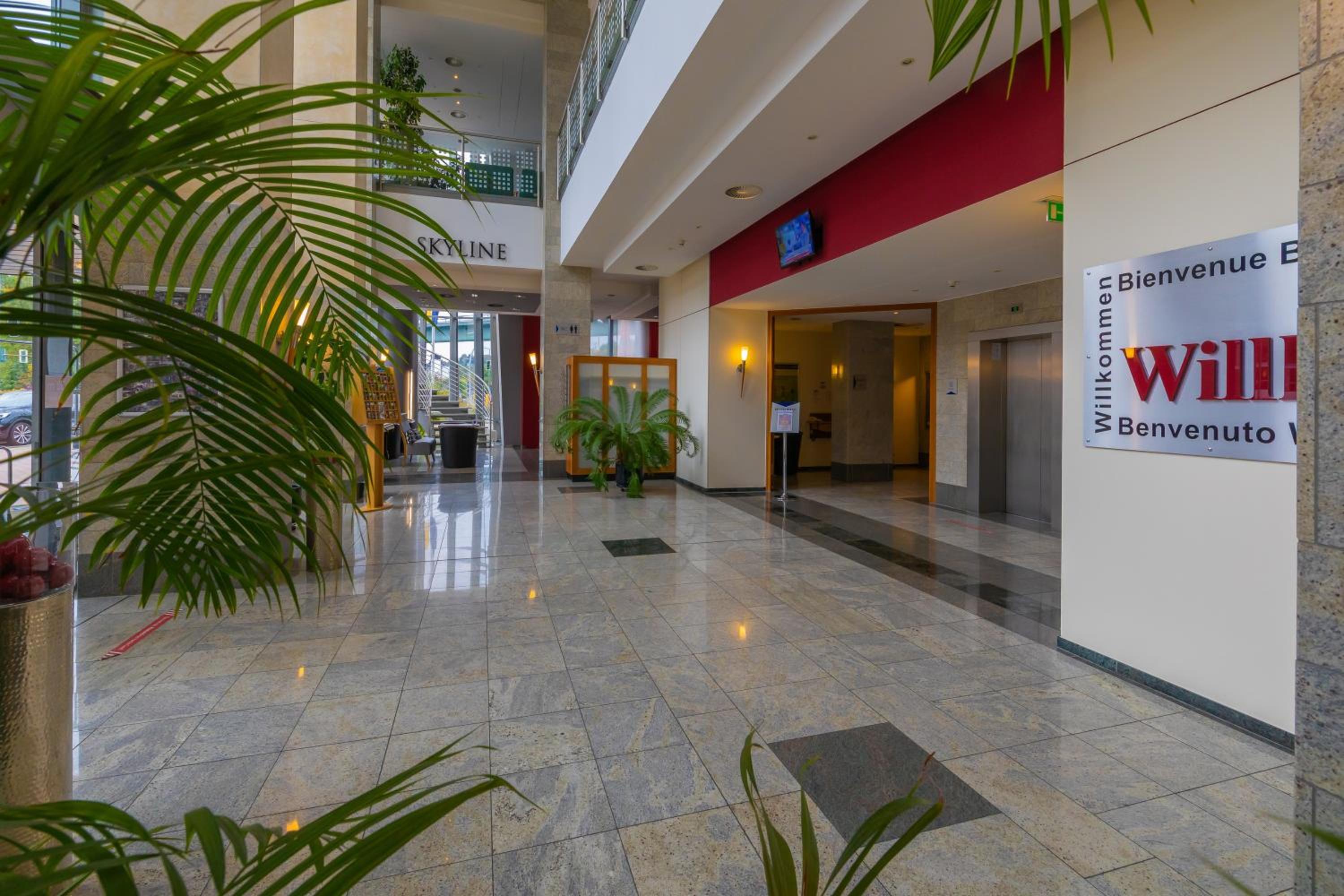 City Hotel Suhl - Property Image 1