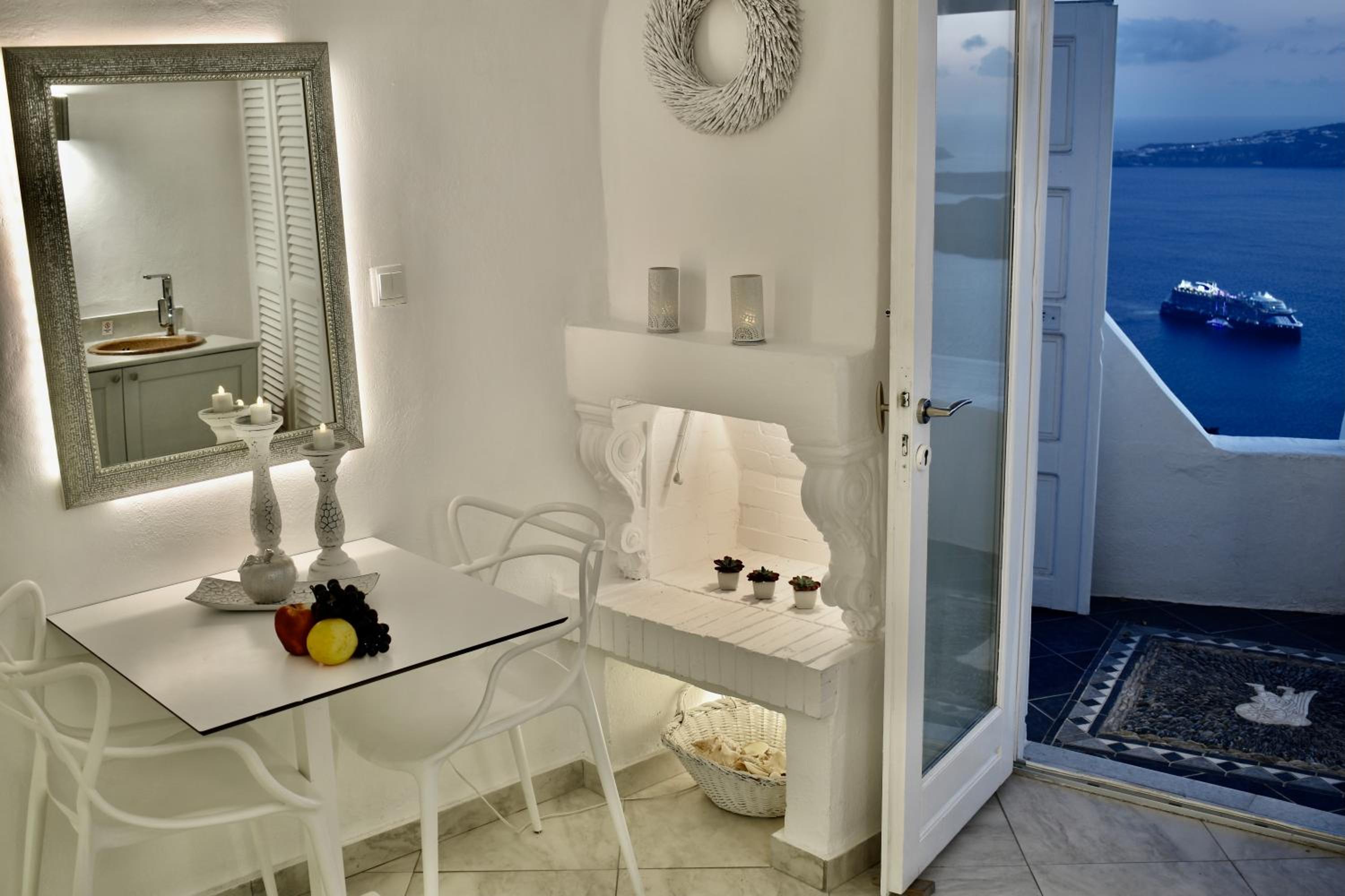 Aeolos Art and Eco Suites - Adults Only 56