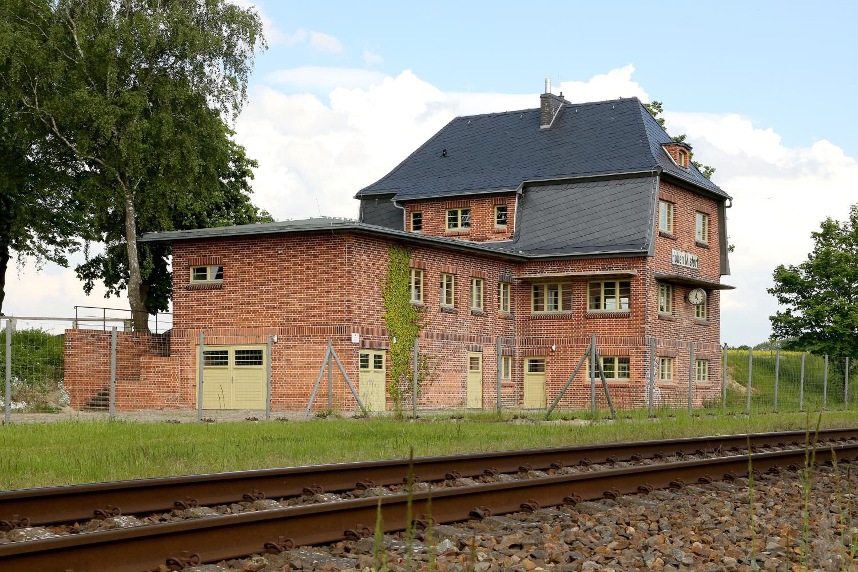 Bahnhof Hohen Mistorf