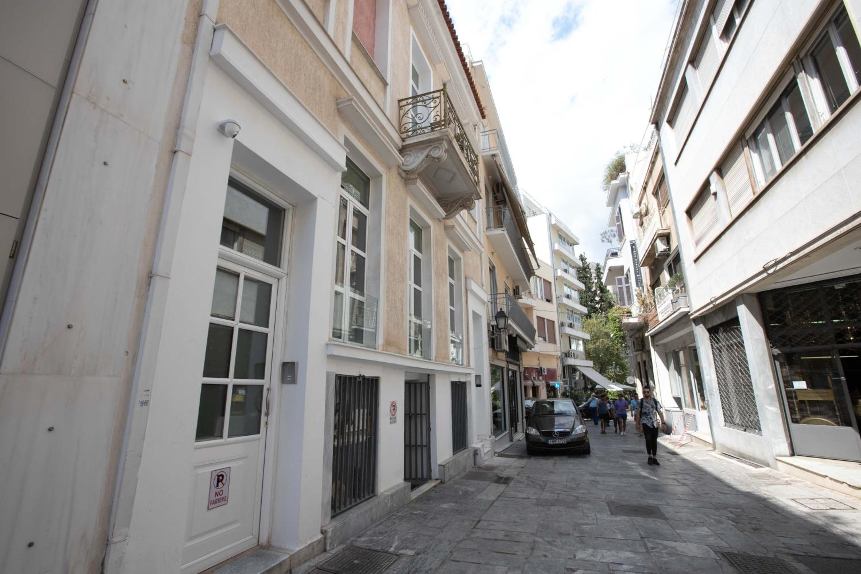 Plaka Filotheis House B