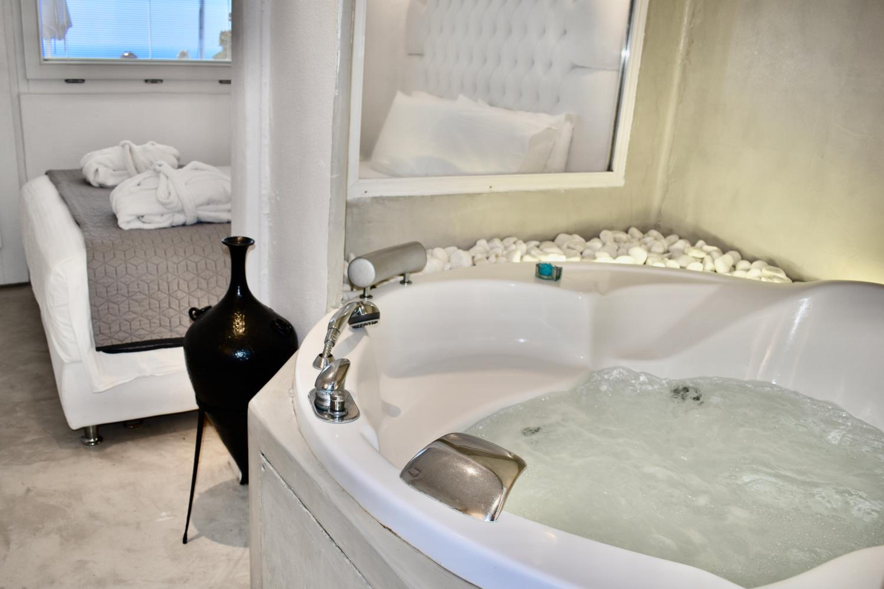 Aeolos Art and Eco Suites - Adults Only 61