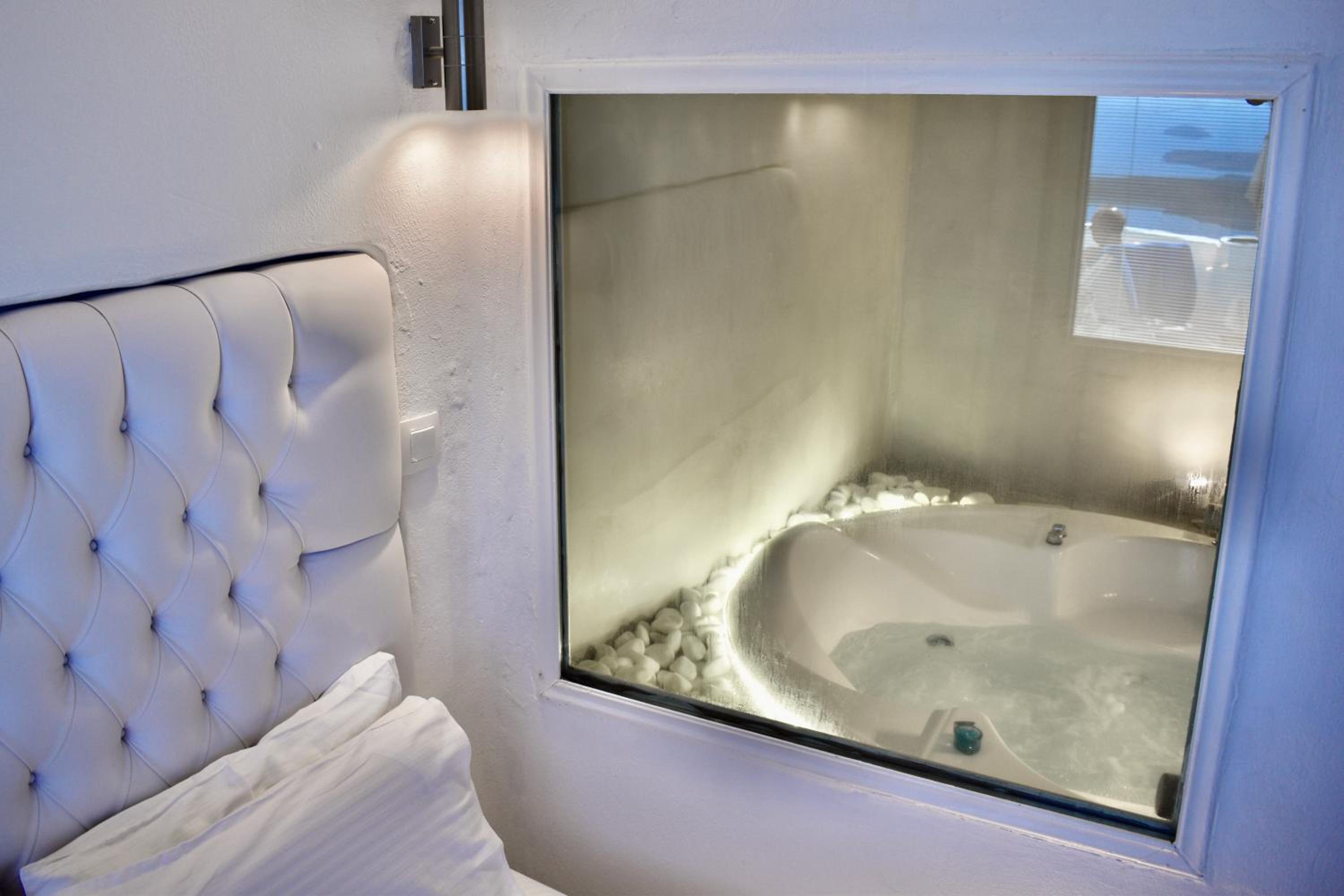 Aeolos Art and Eco Suites - Adults Only 65