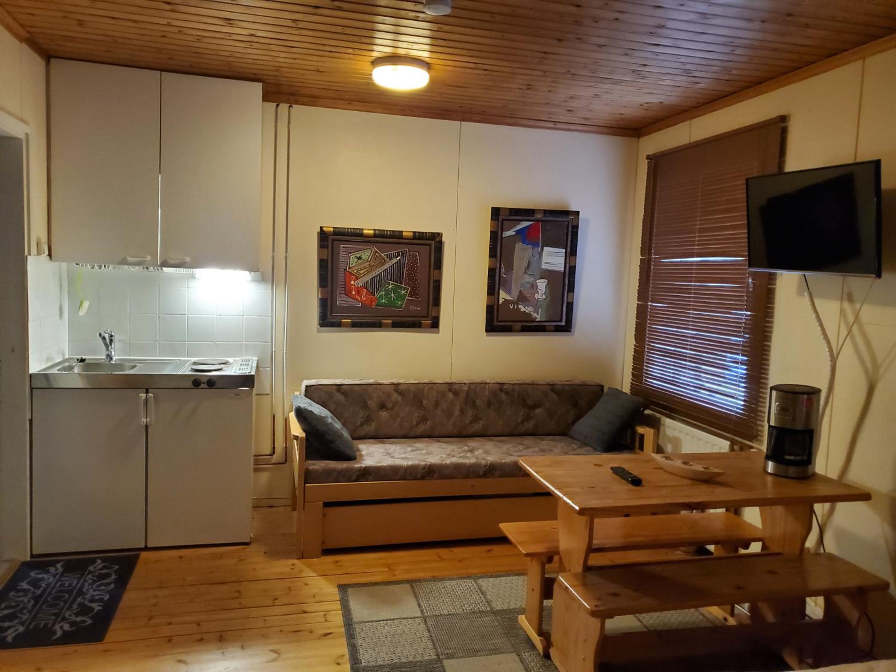 B&B RukaTupa