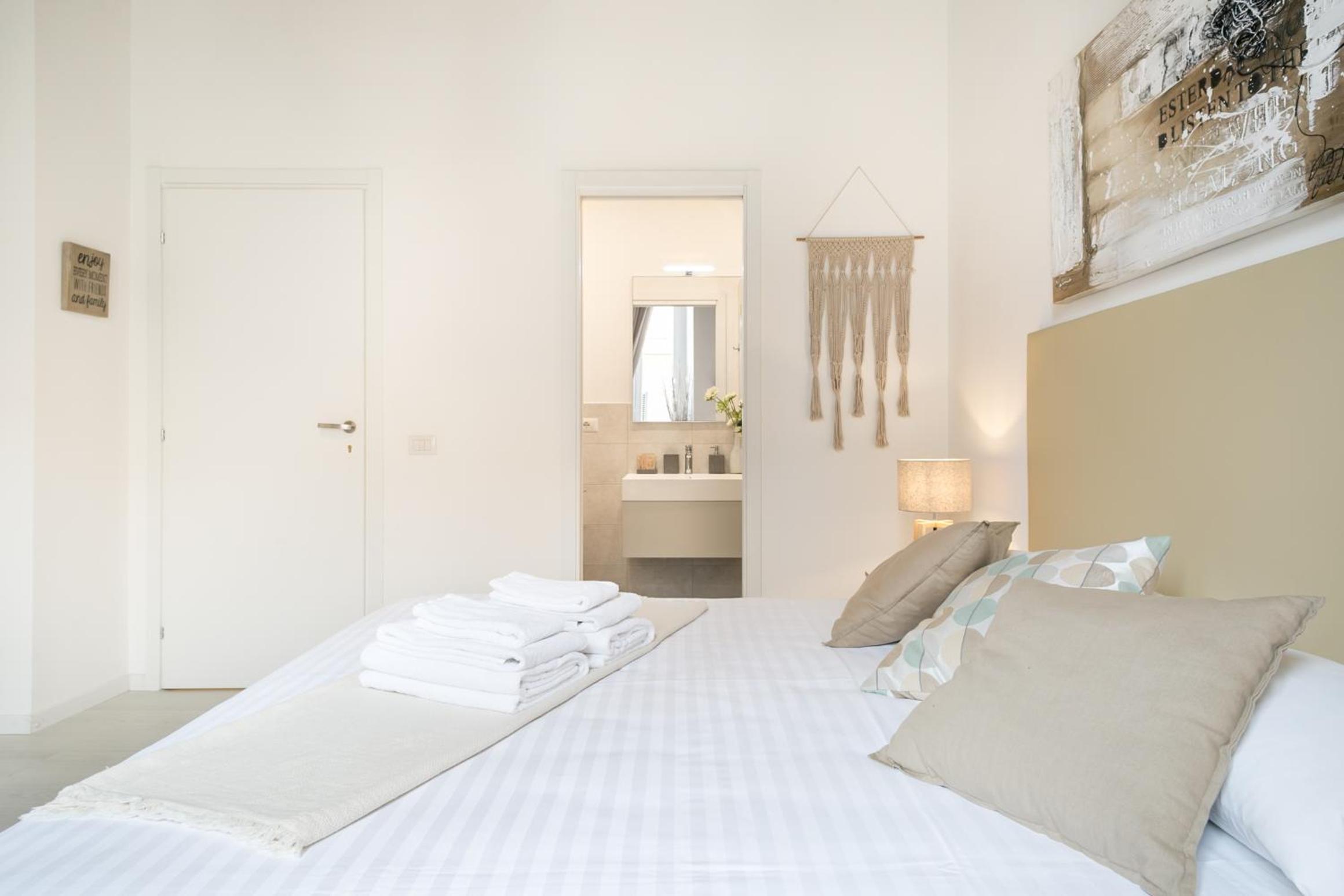 White Ostilia Guesthouse
