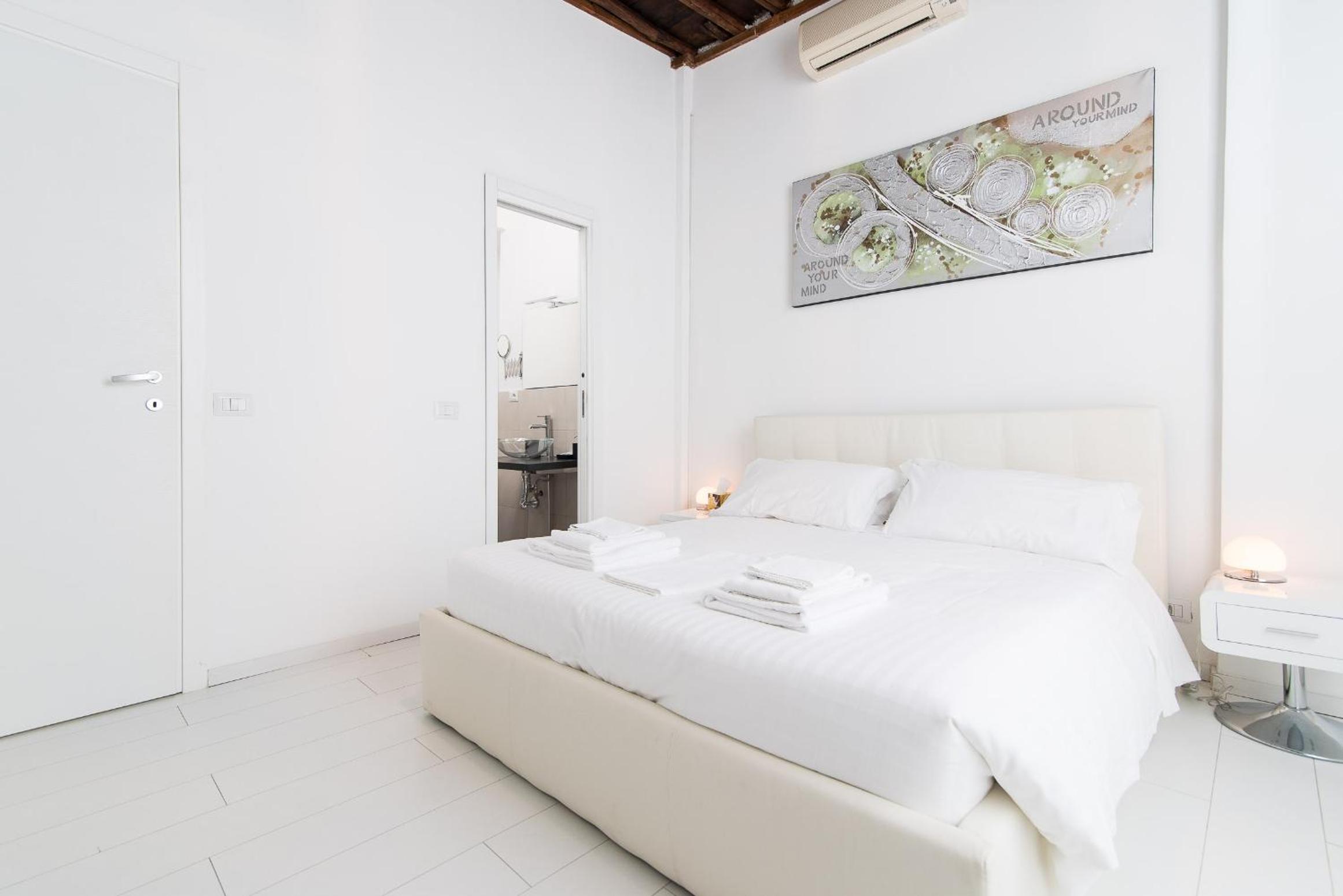 White Ostilia Guesthouse