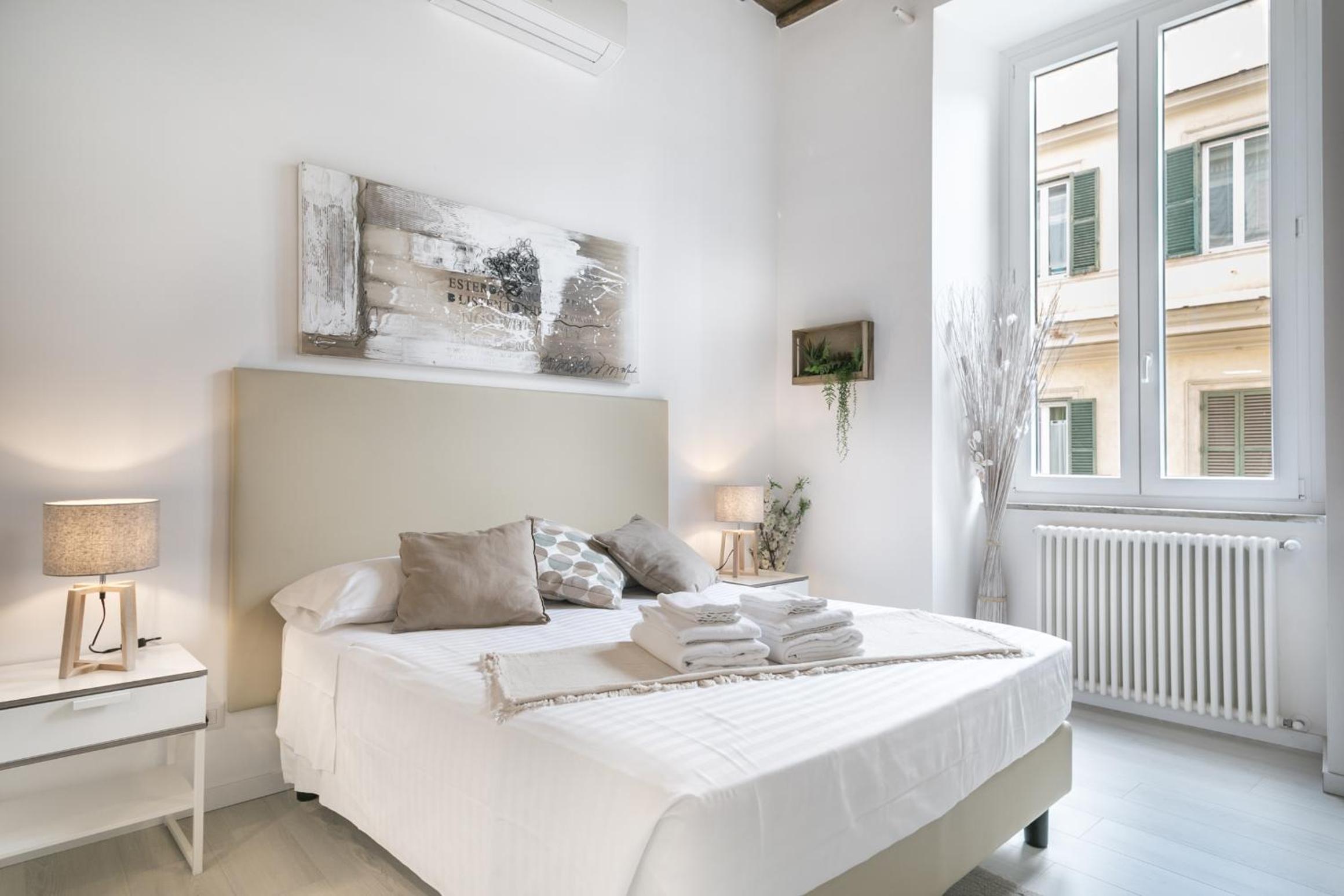 White Ostilia Apartments