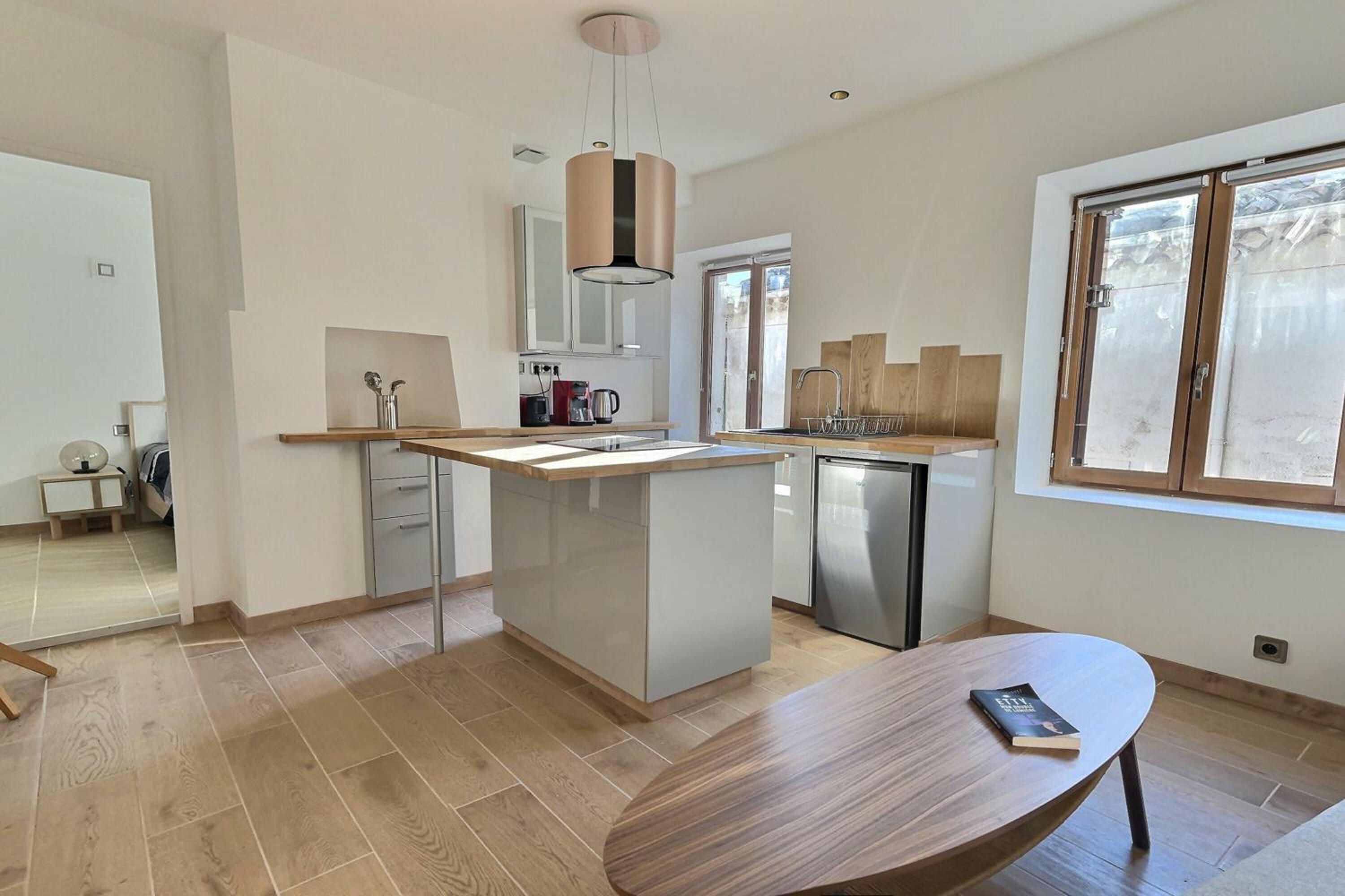Des appartements au calme dans un immeuble historique view 2