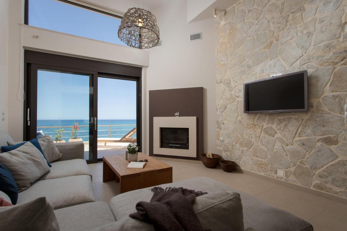 Blue Dream Villa Kalyves view 2