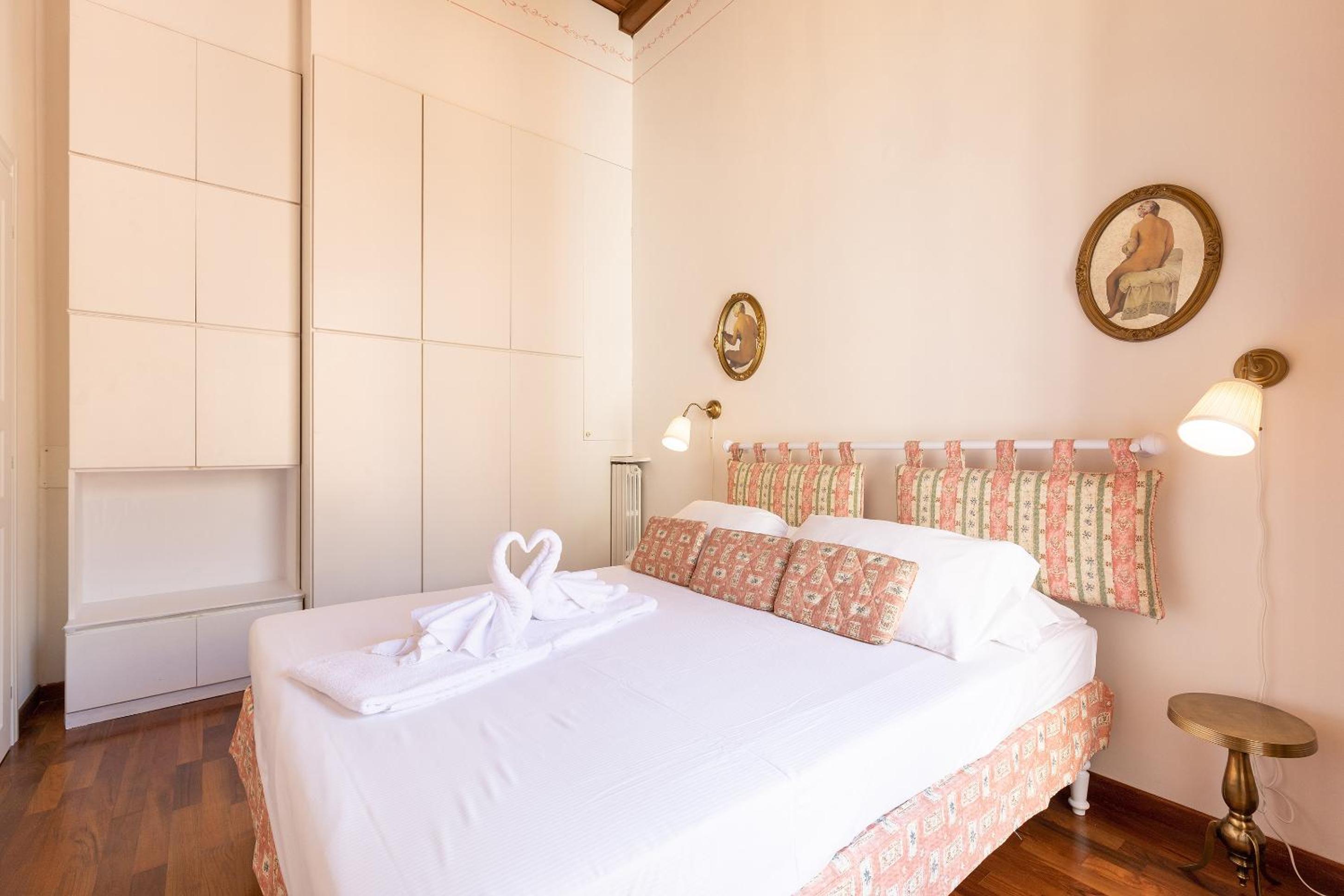 Rome As You Feel - Penthouse Apartment with Terrace on Spanish Steps