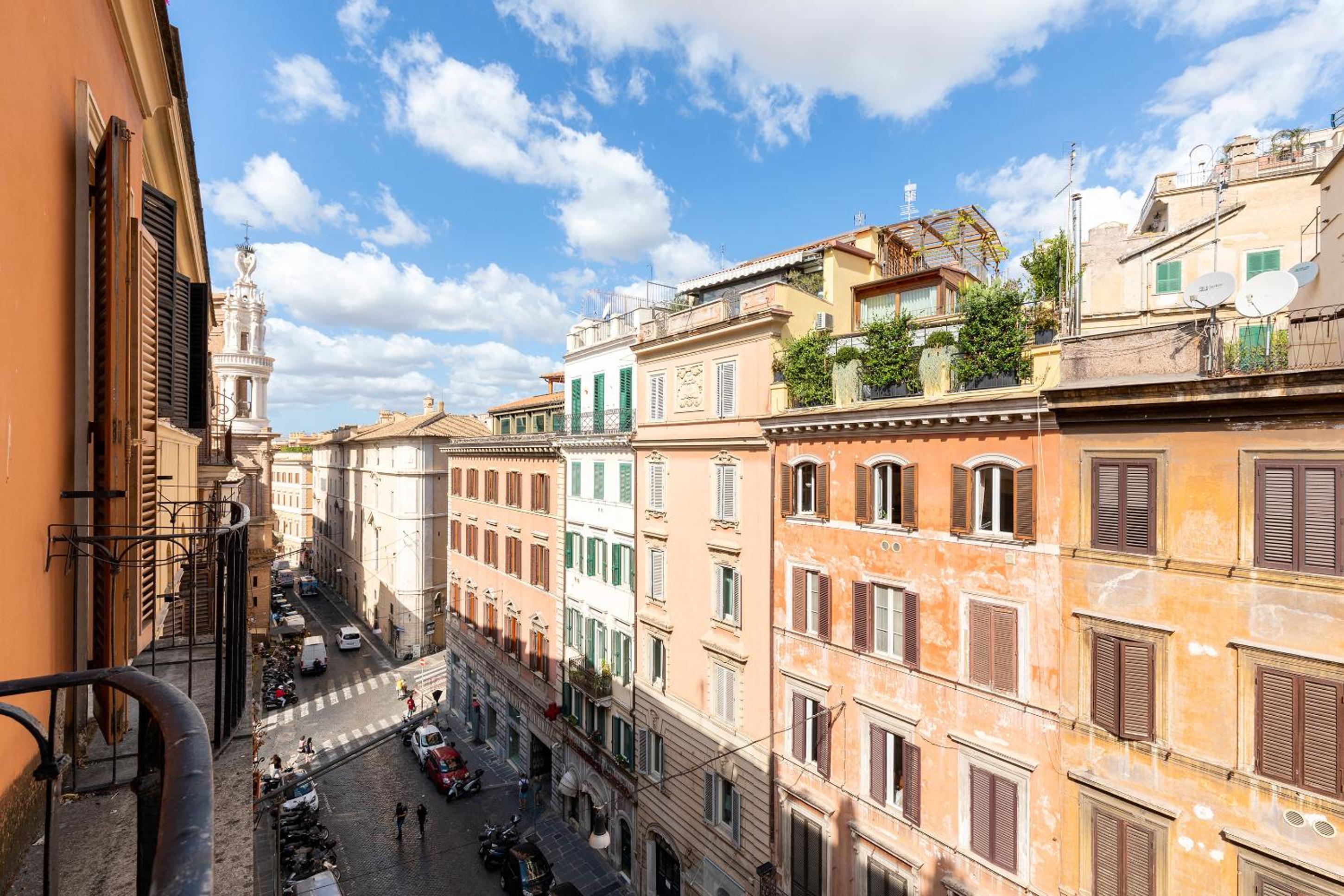 Rome As You Feel - Penthouse Apartment with Terrace on Spanish Steps