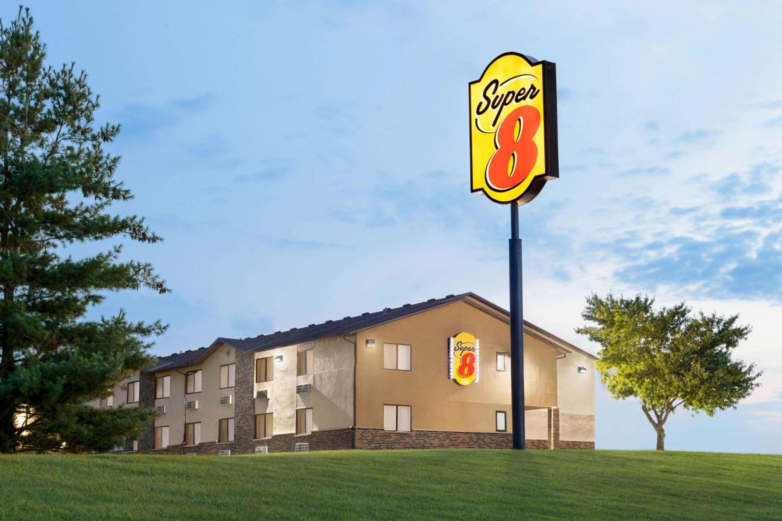 Super 8 by Wyndham Chillicothe view 3