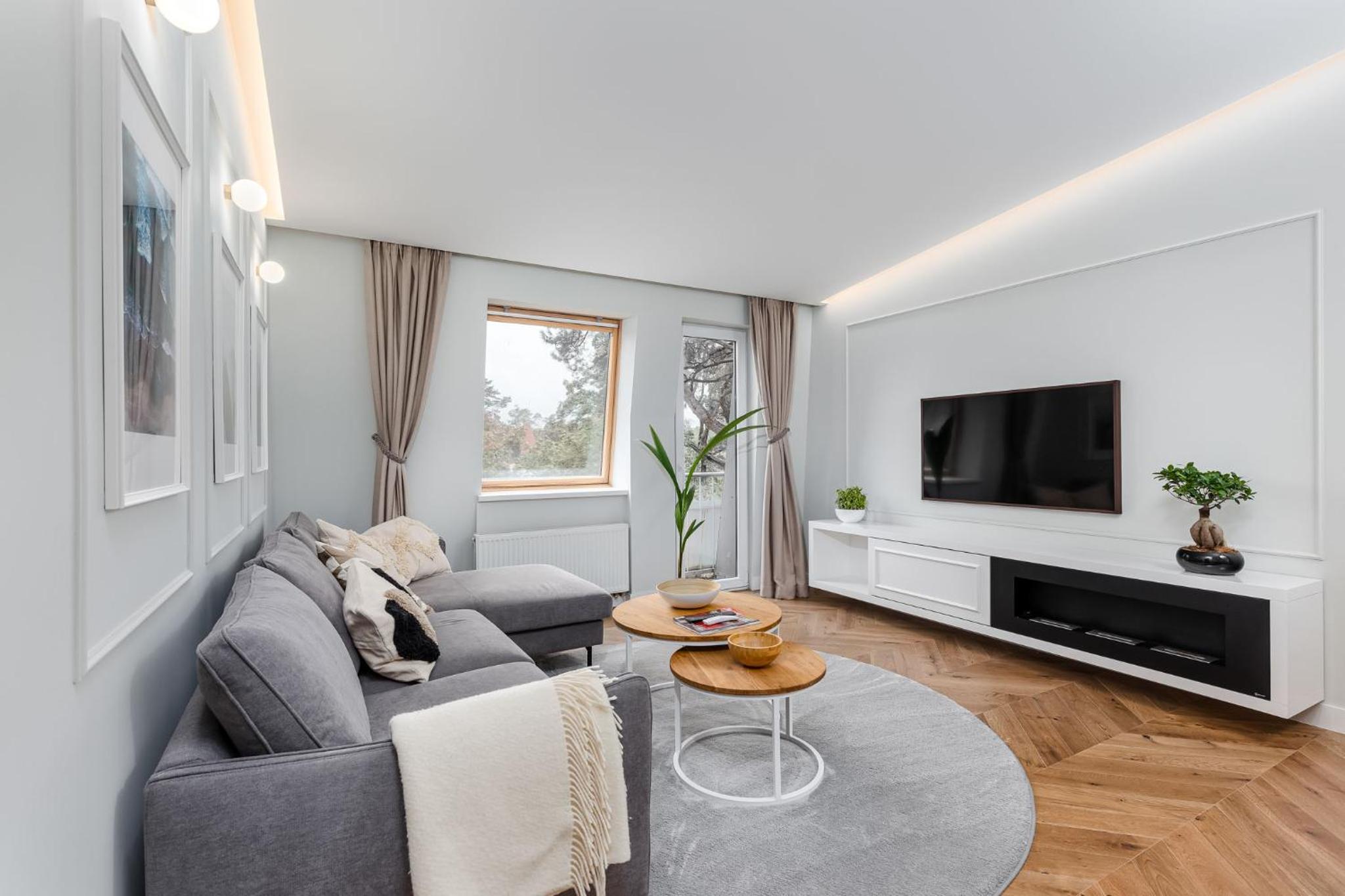 V33 cozy apartment view 2