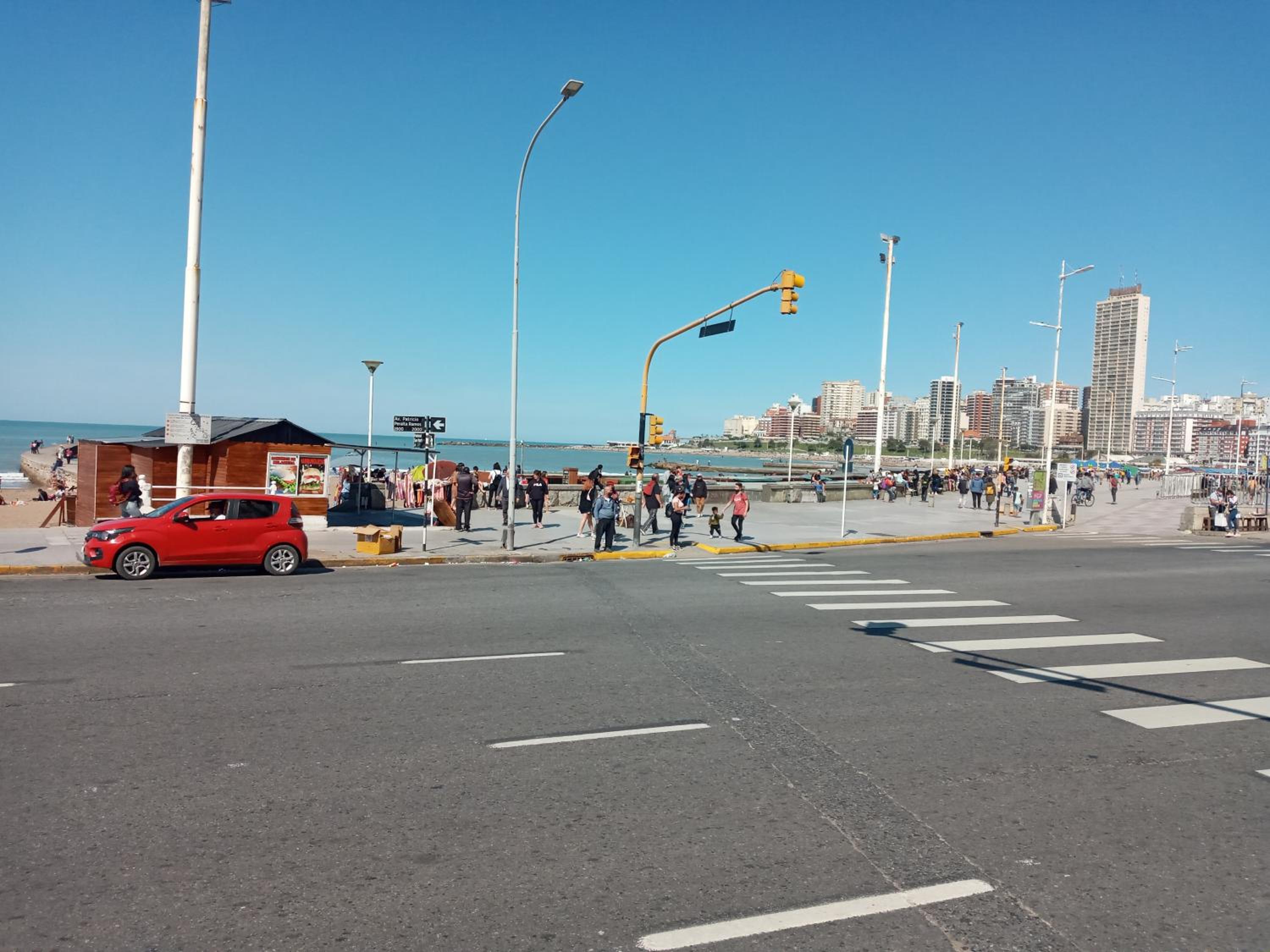 1 Ambiente PLENO CENTRO-1 cuadra CASINO-PEATONAL-Playa PUNTA IGLESIAS-POPULAR
