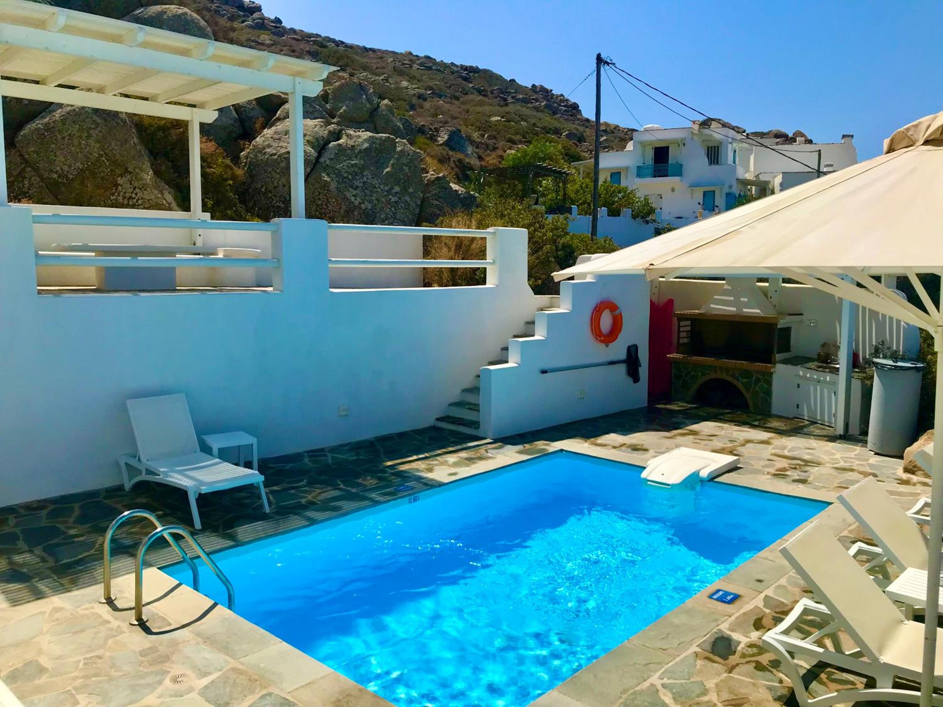 Apricot and Sea Luxury Villas