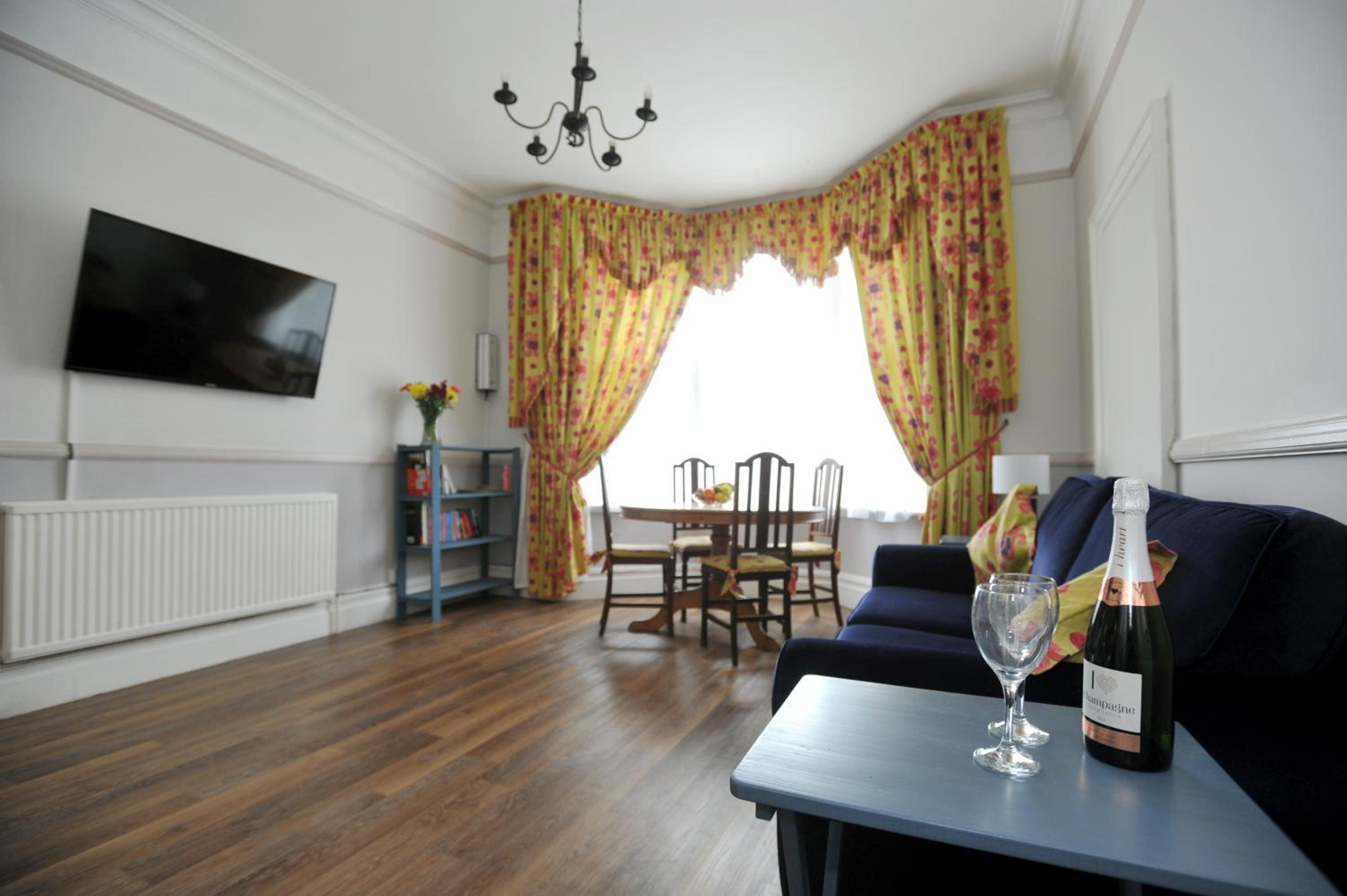 Beechurst Serviced Apartments view 4