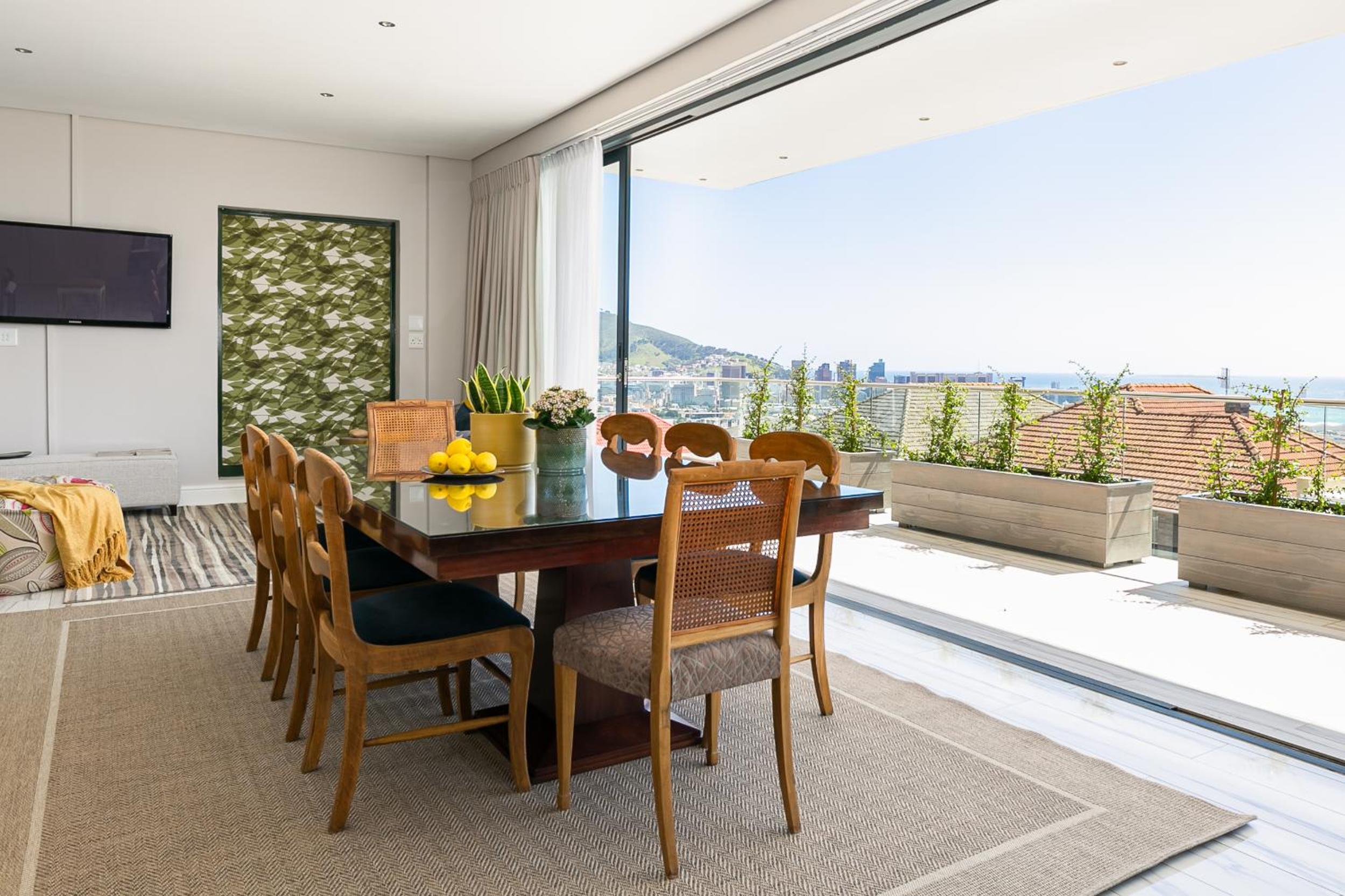 Cambridge Suites #1 - Spectacular Balcony view 4