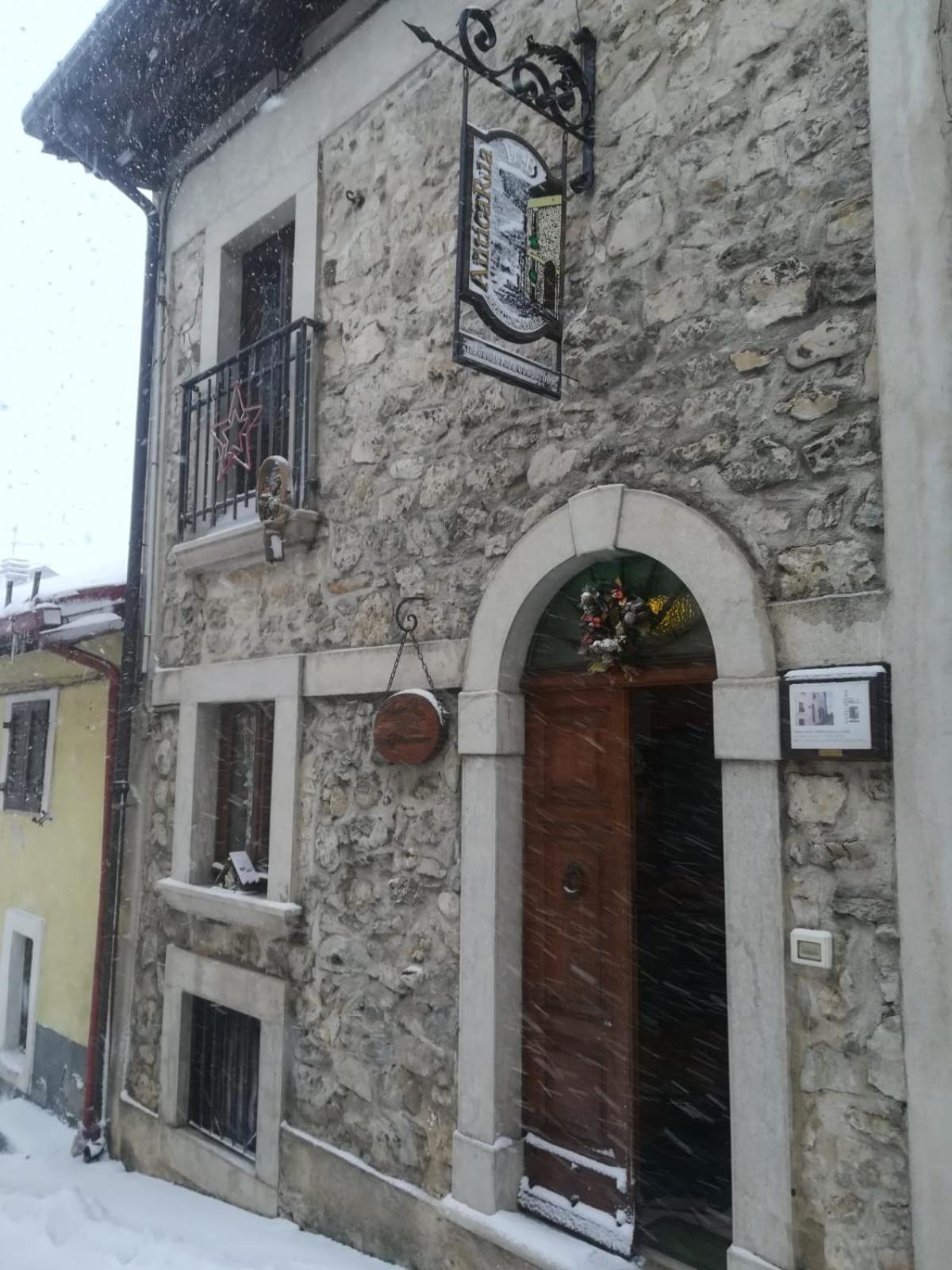 Anticarua B&B view 2