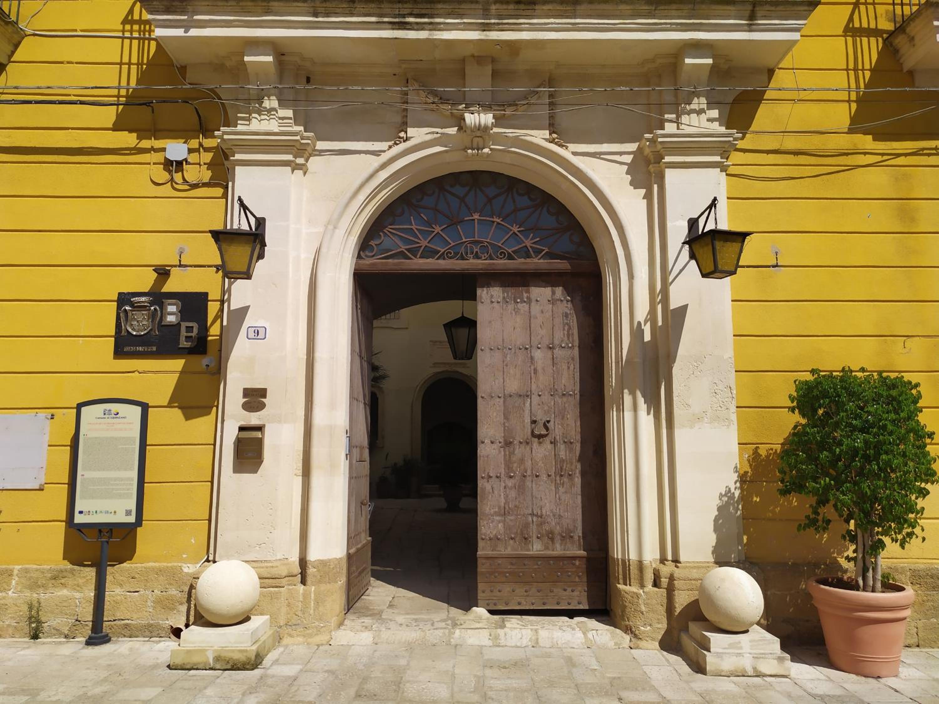 Palazzo De Castro