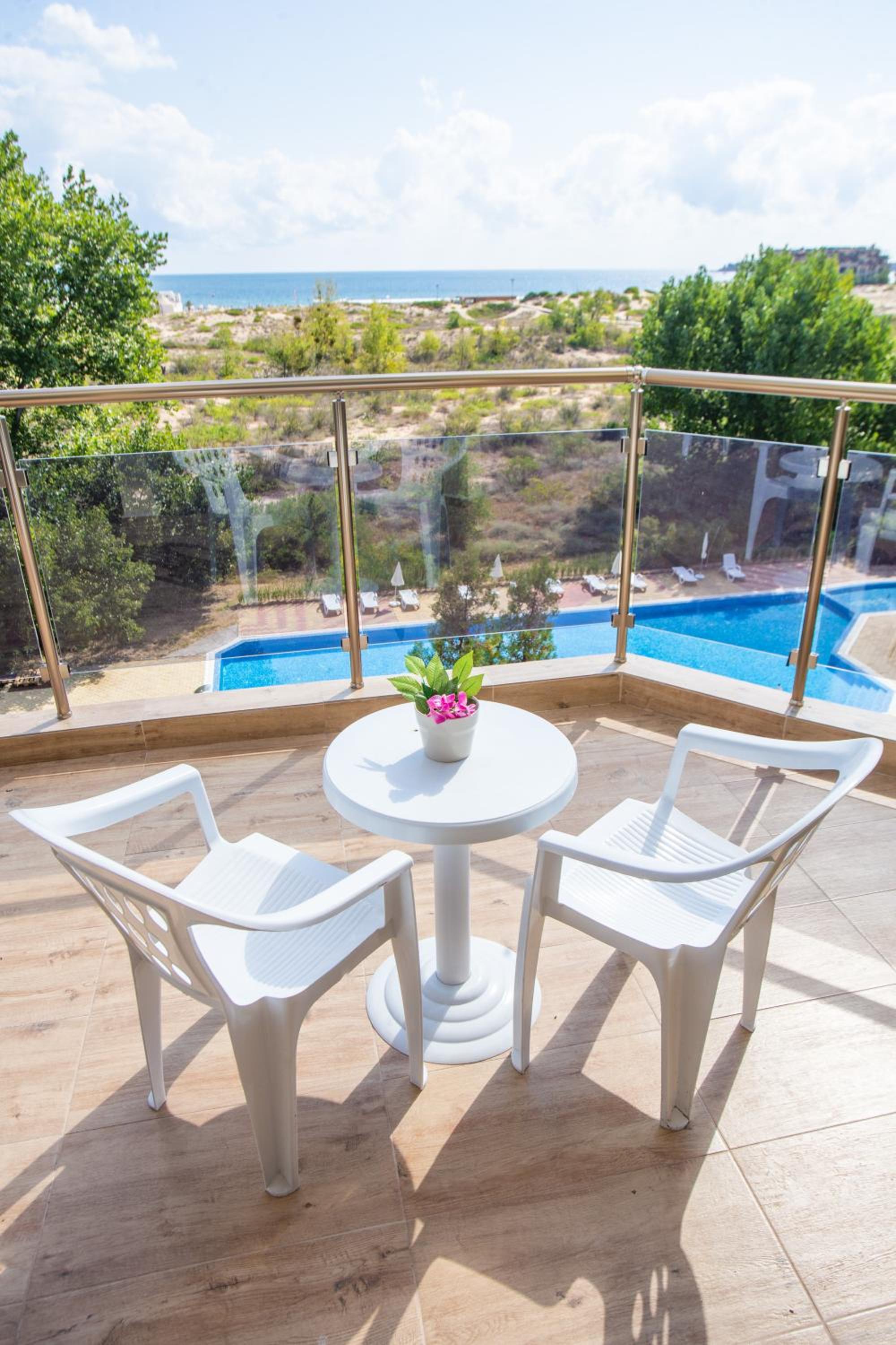 balcony