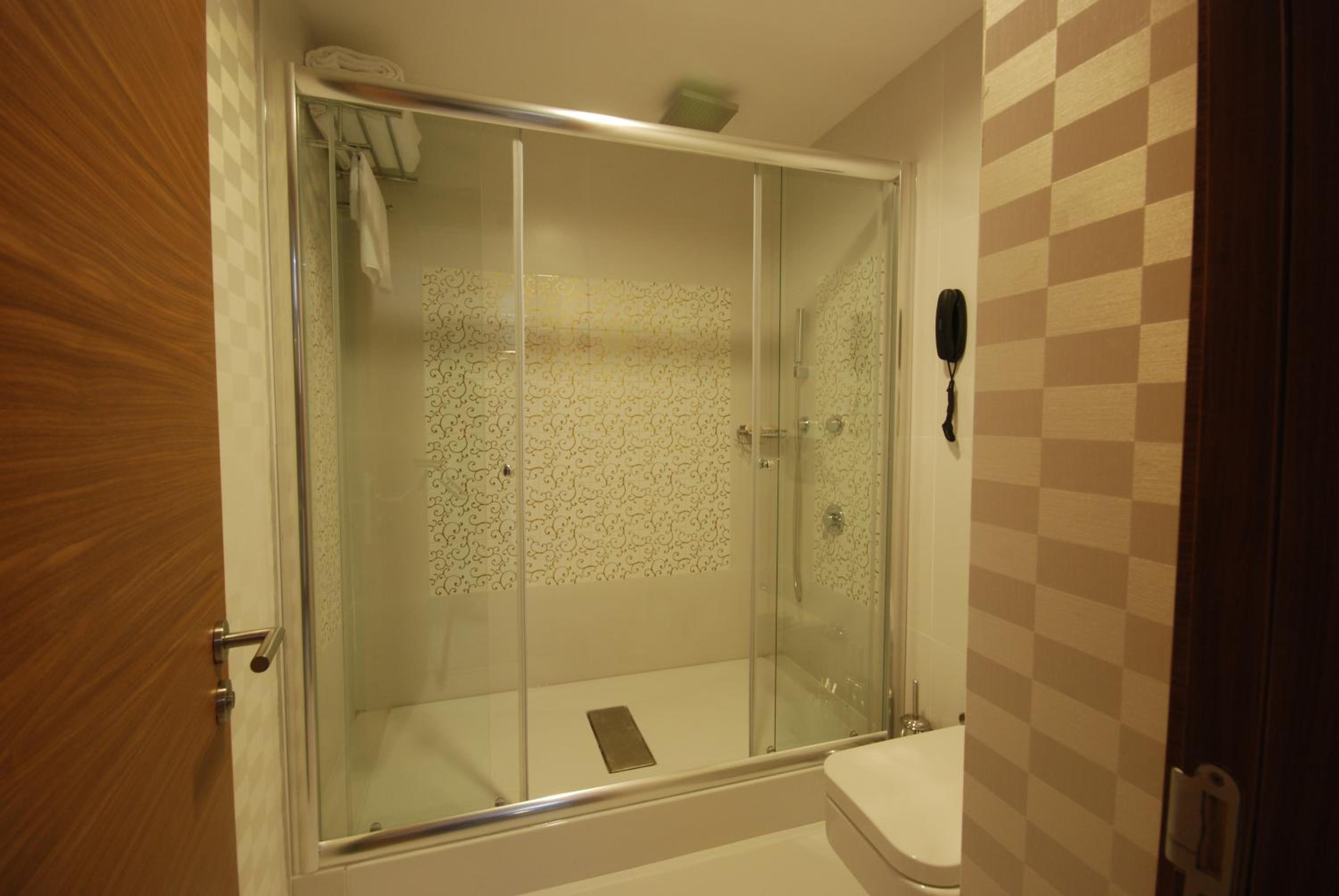 Riva Reşatbey Lüks Otel - Image 36
