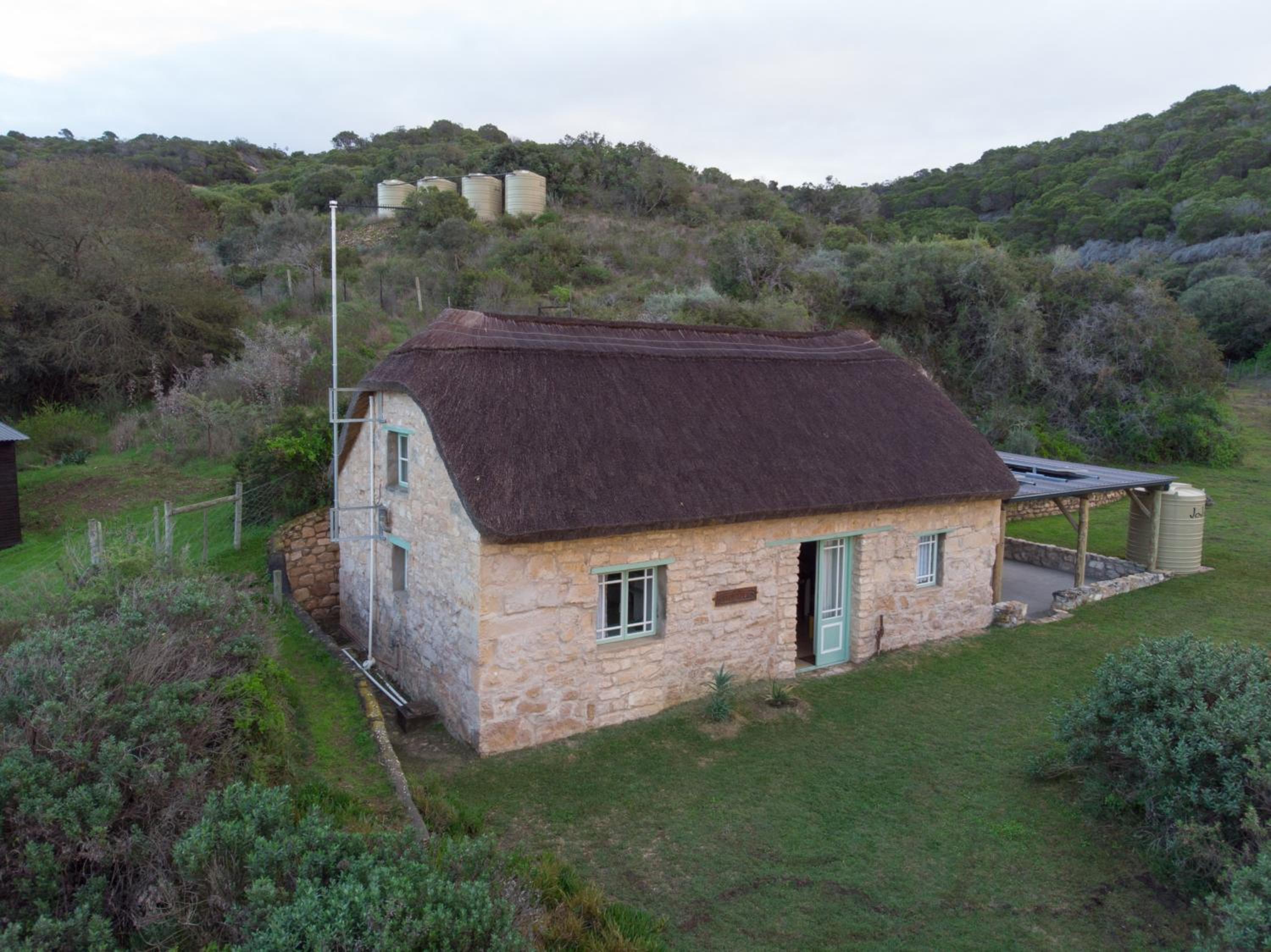 Paddahoek Cottage view 4