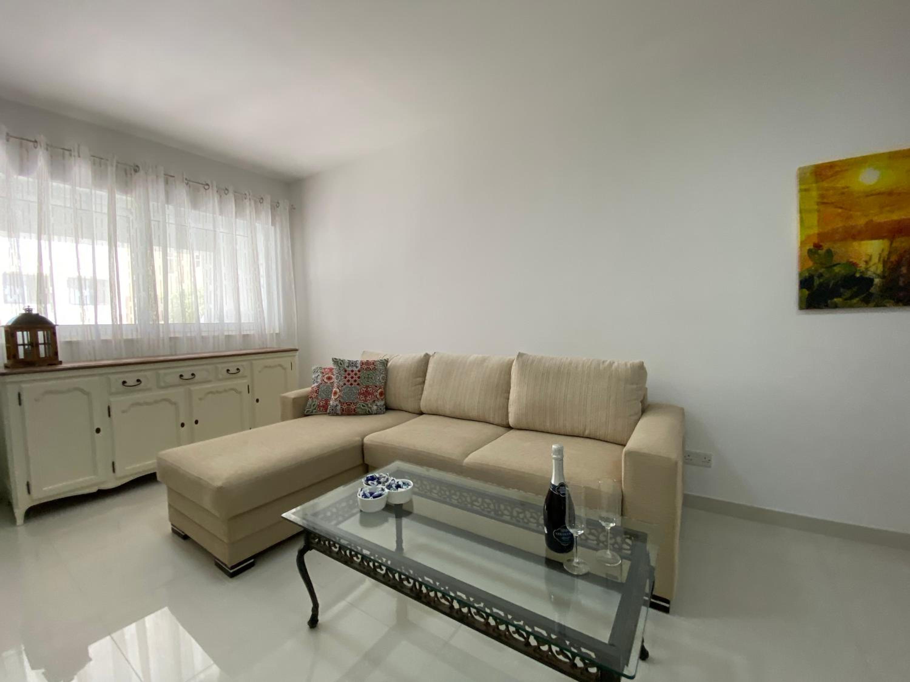 Sunshine Apartments Mellieha - modern three bedroom ground floor apartment with yard photo 5