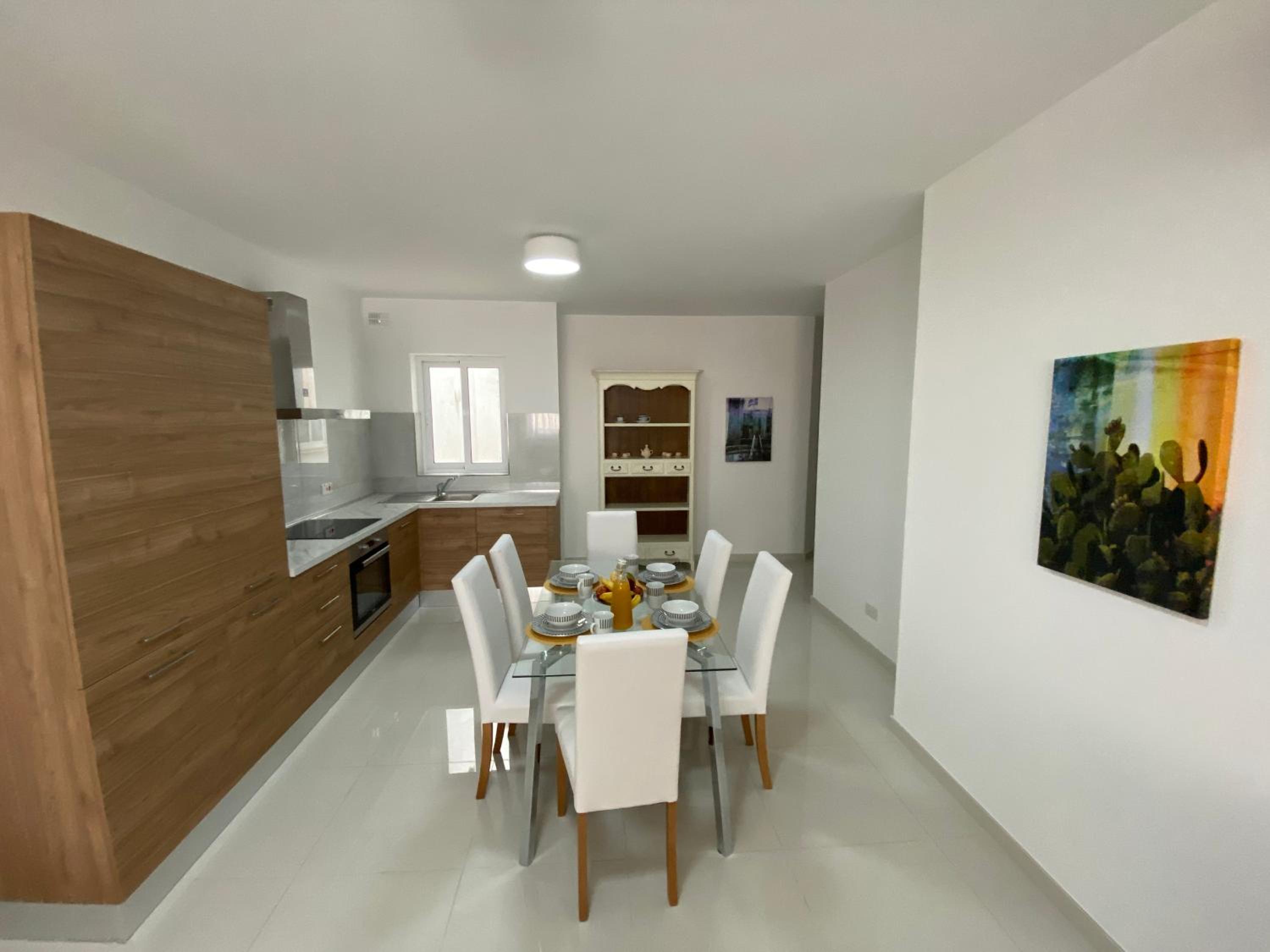 Sunshine Apartments Mellieha - modern three bedroom ground floor apartment with yard photo 4
