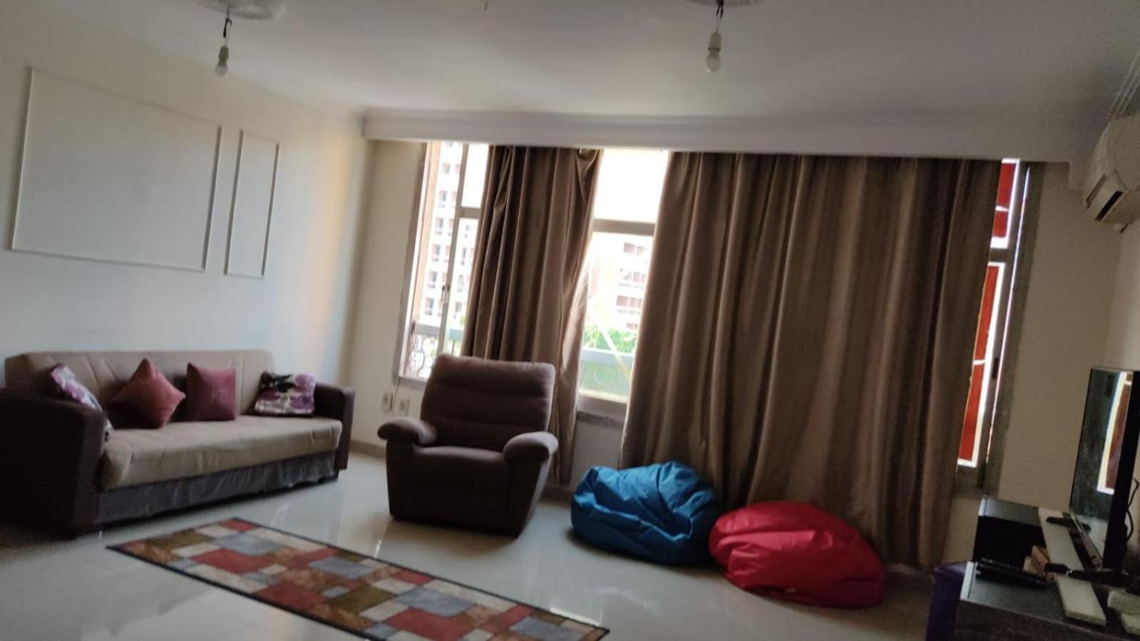 Full Flat cozy place terrific view