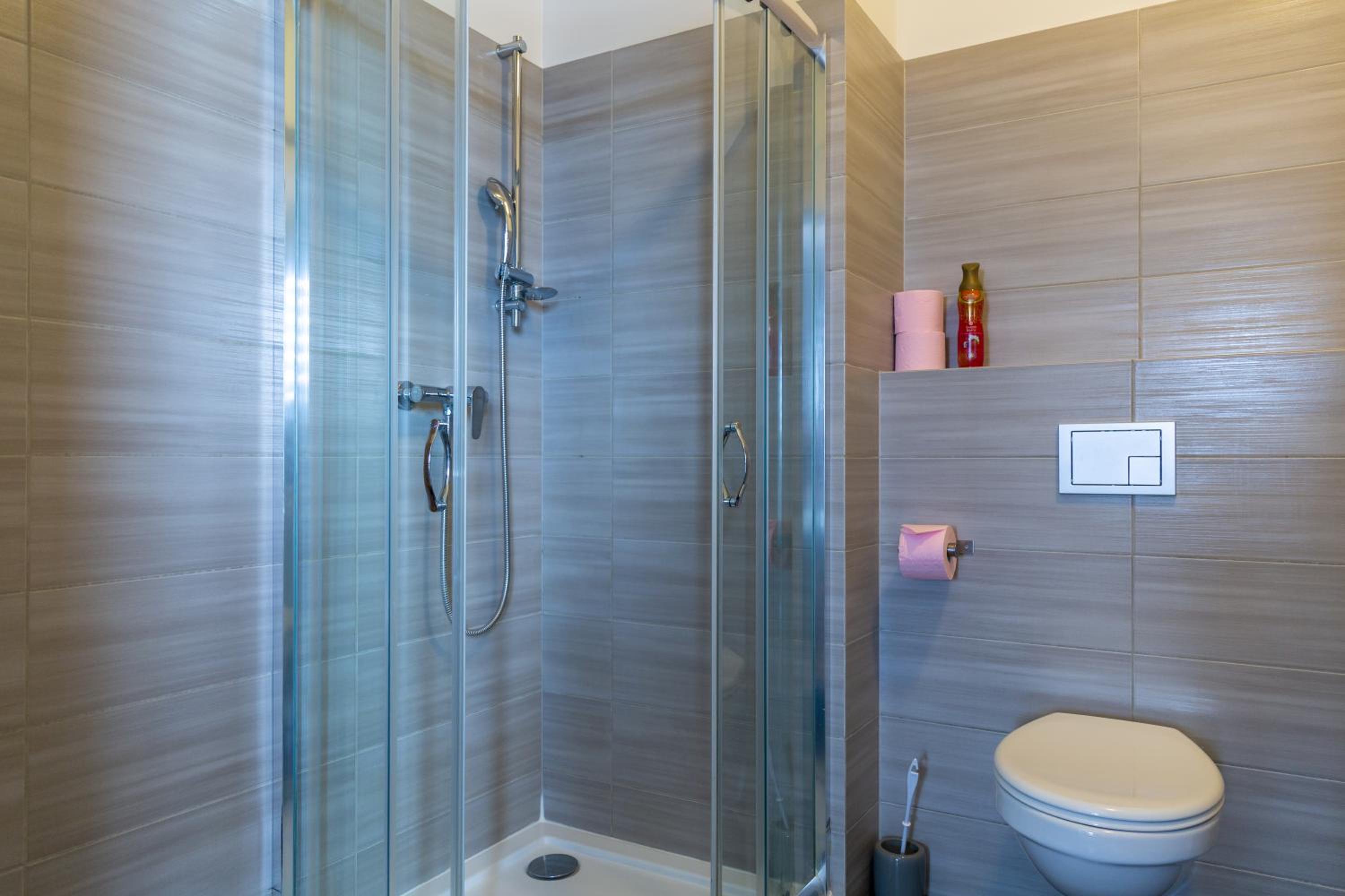 RENTTNER Apartamenty