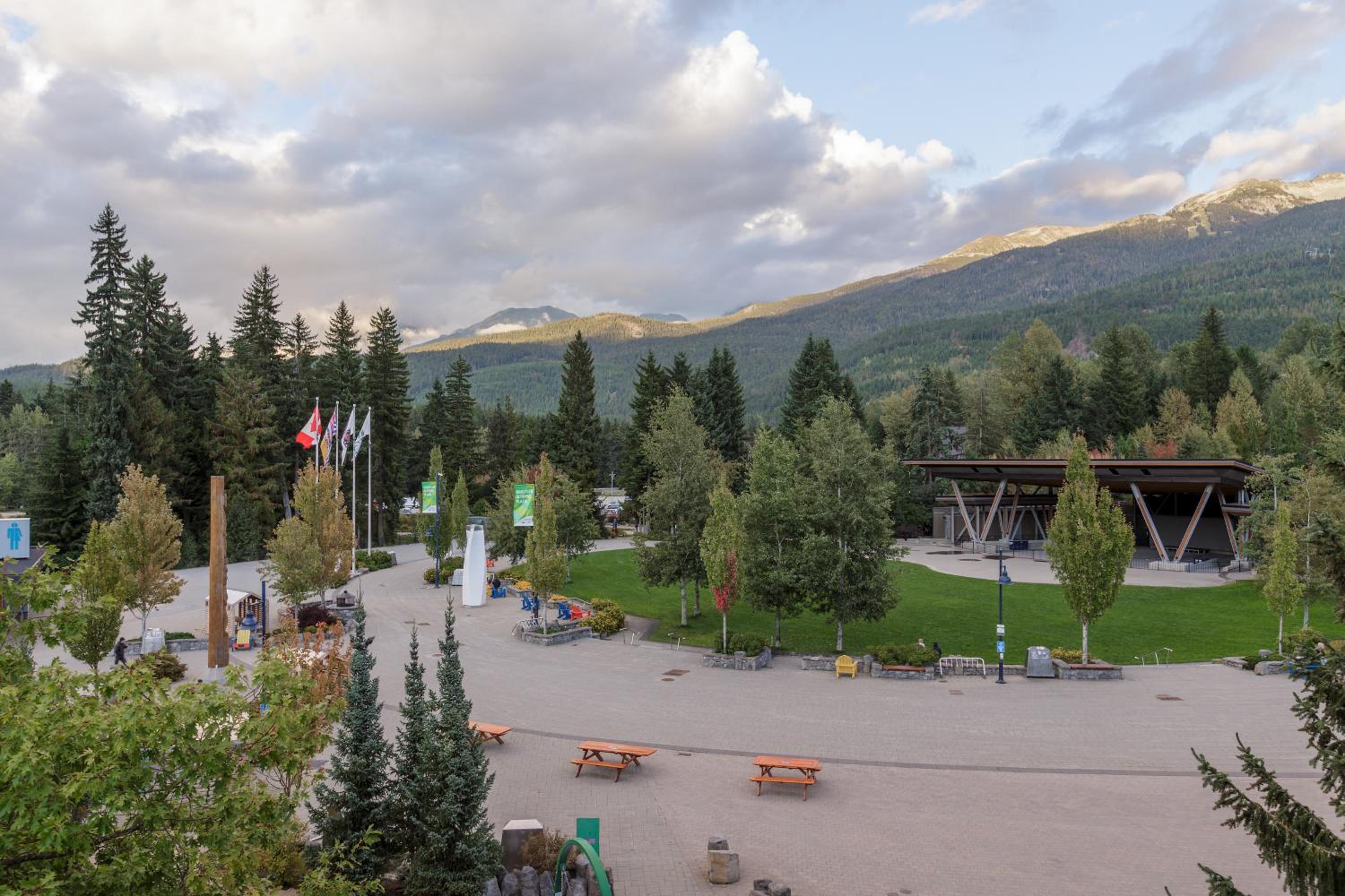 Tyndall stone lodge by Cozystay signature Whistler