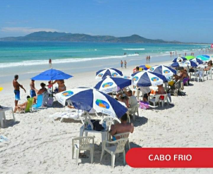 CABO FRIO PRAIA DO FORTE Lindo apt 03qt 300m da praia