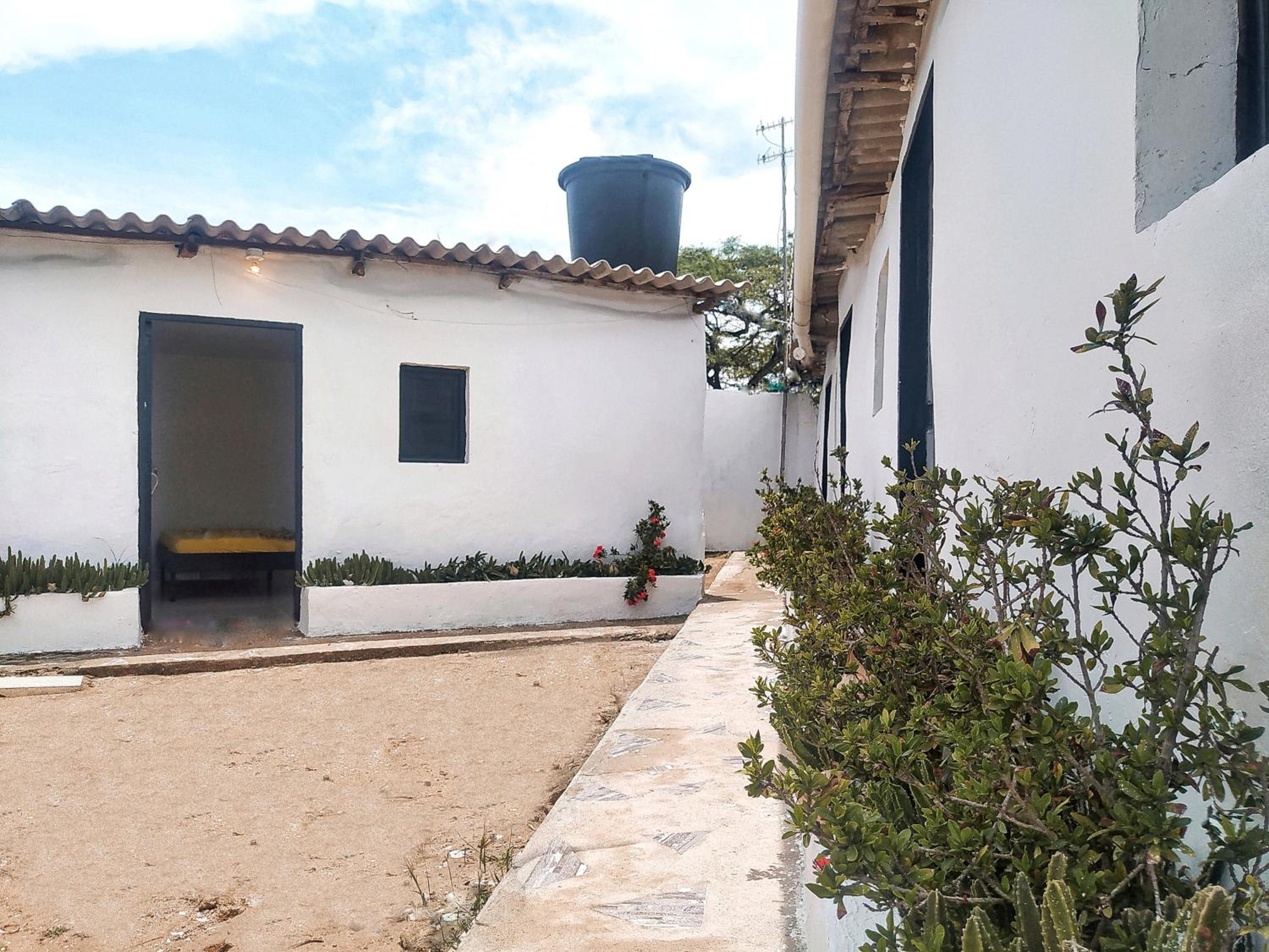 Hostal CQ Camarones
