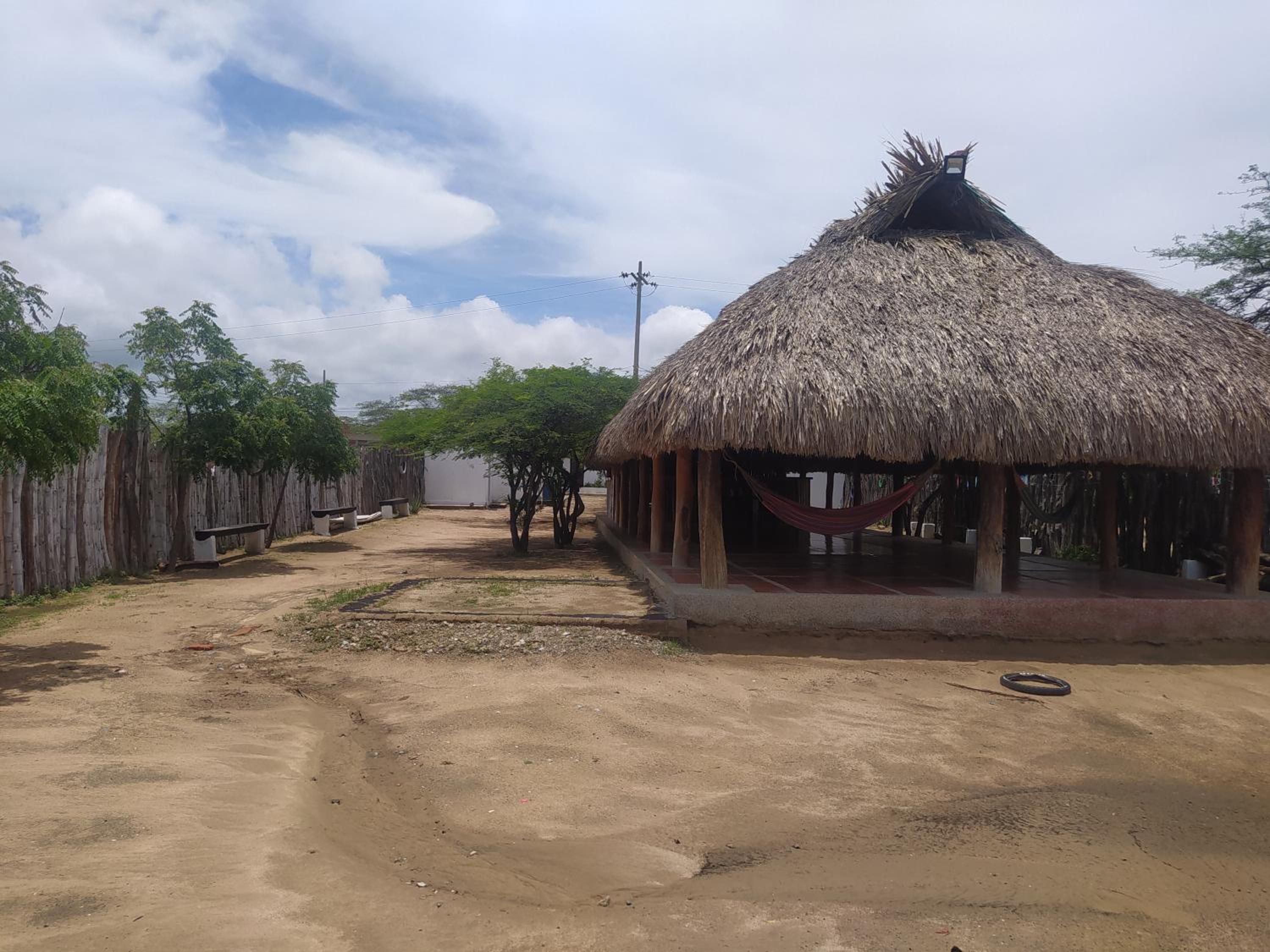 Hostal CQ Camarones
