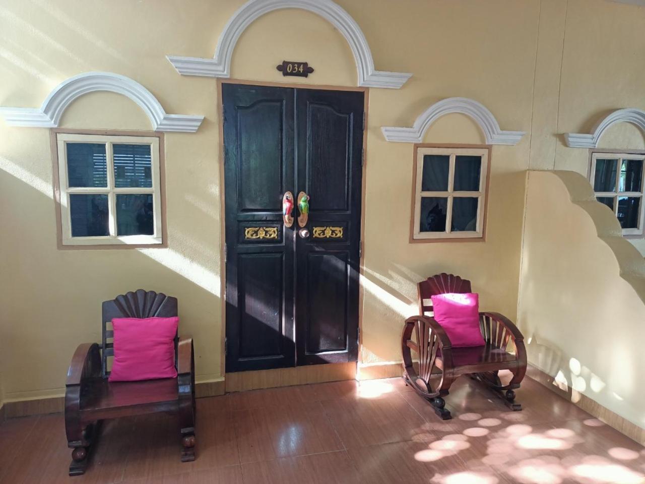 P.Paradise Hotel