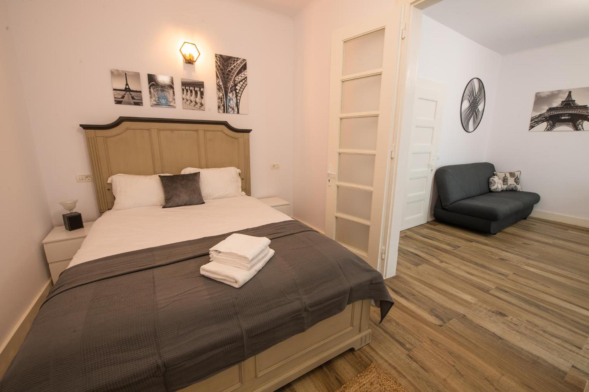 Old Town Suites Brașov view 3