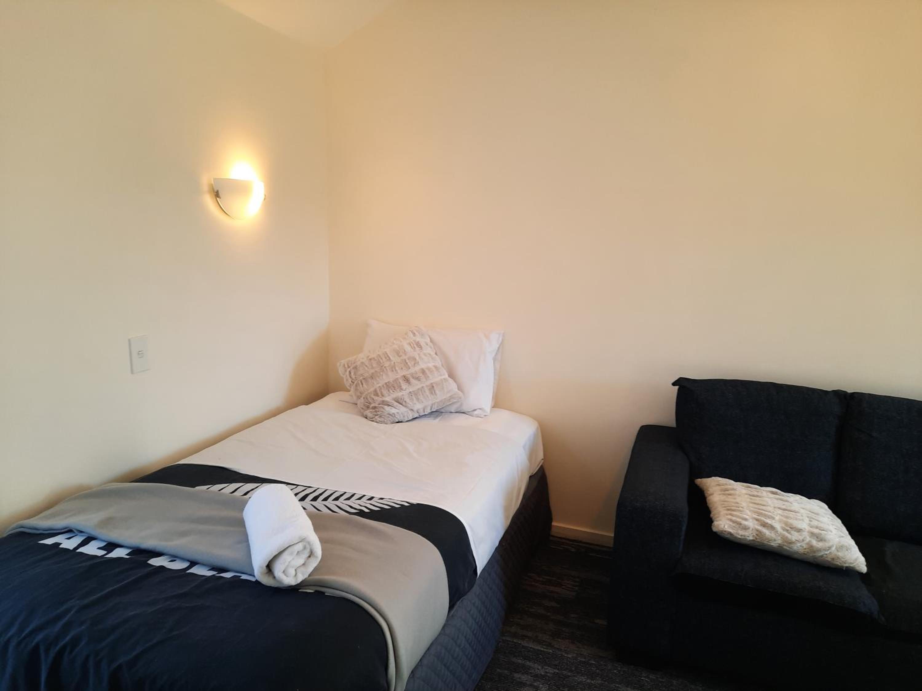 Samhil Motor Lodge