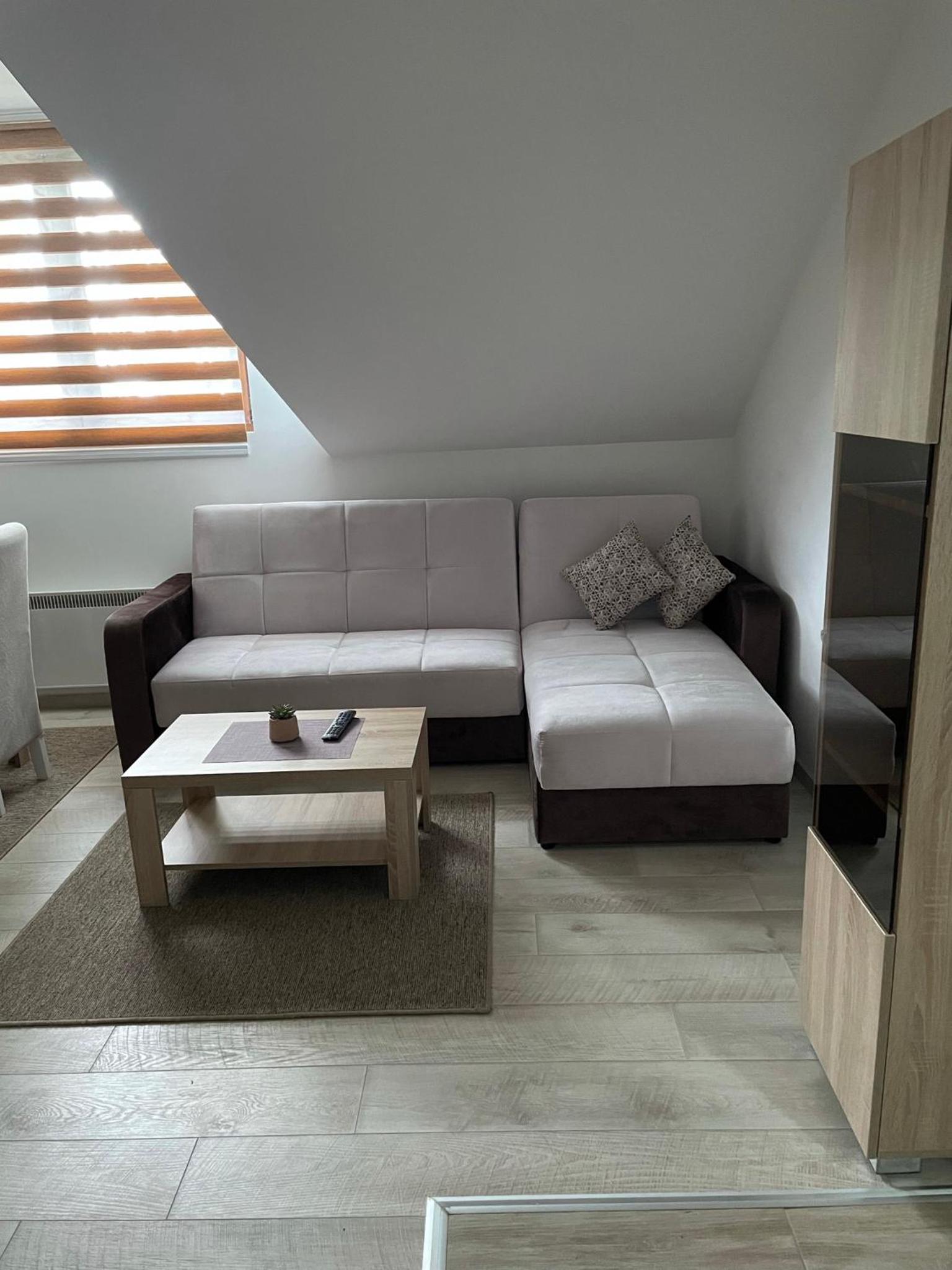 Kraljevi Konaci -Apartmani Bajka