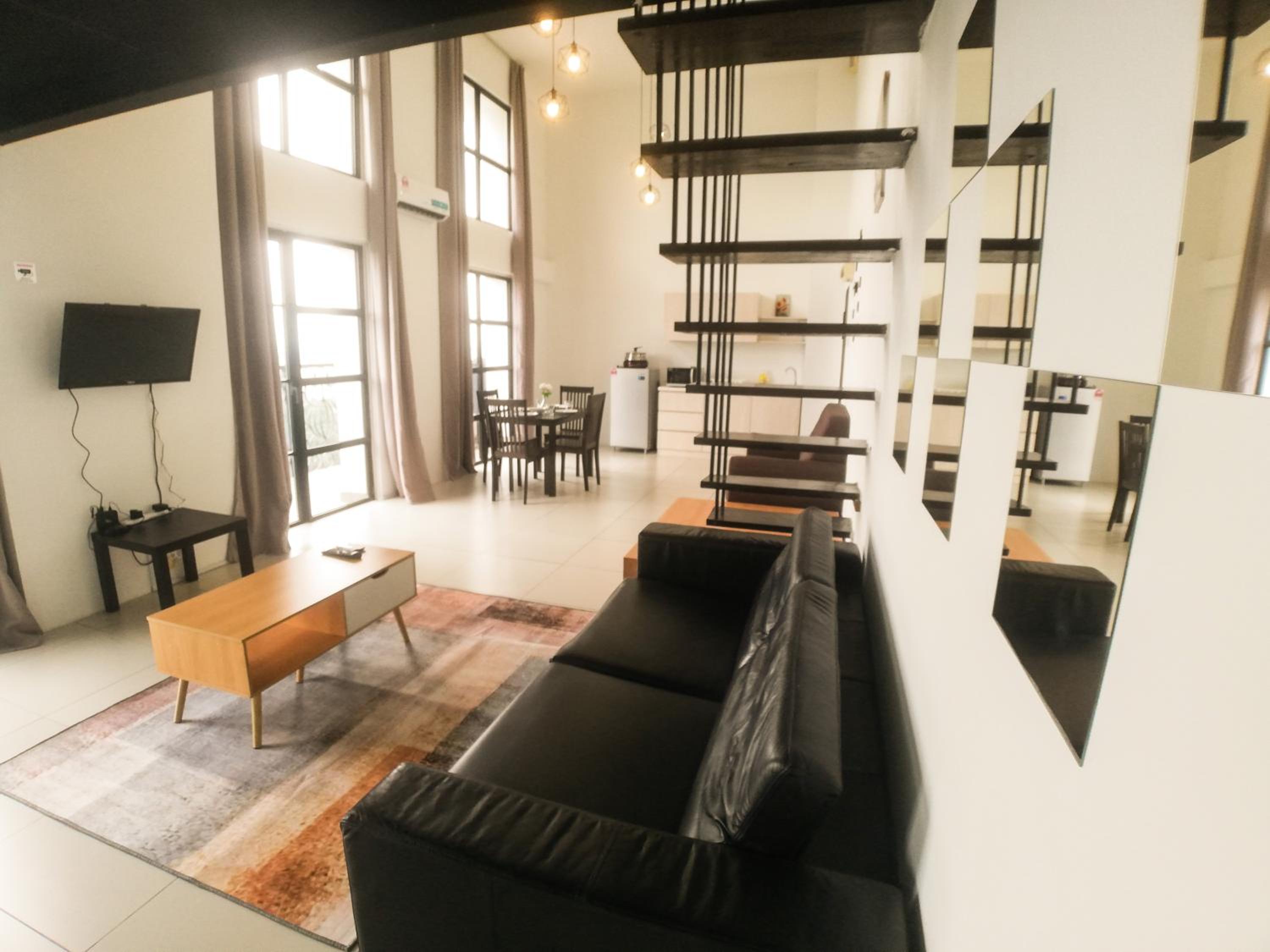 Colonial9 Suite (Sunrise & Mountain View)@Empire City photo 8