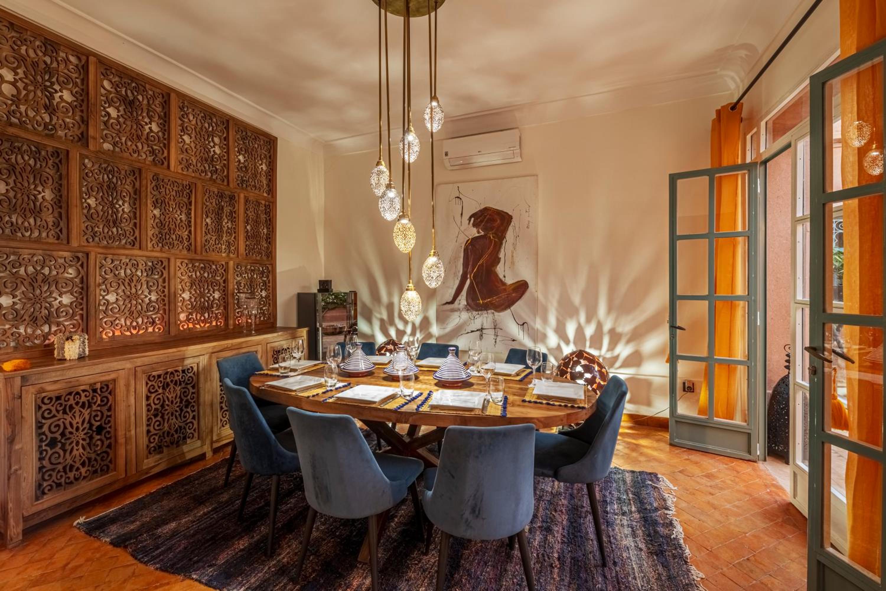 dining