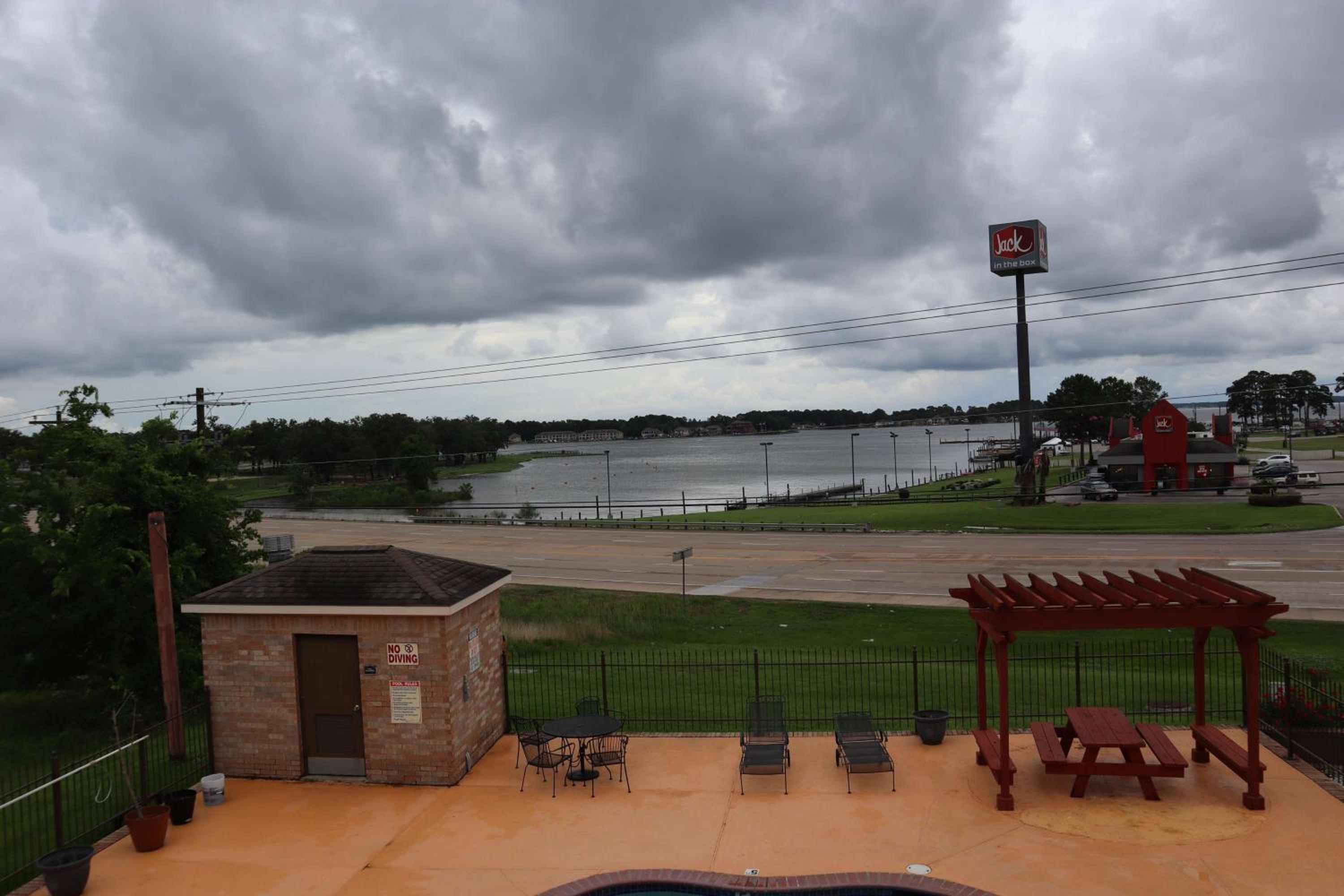 Best Western Lake Conroe Inn