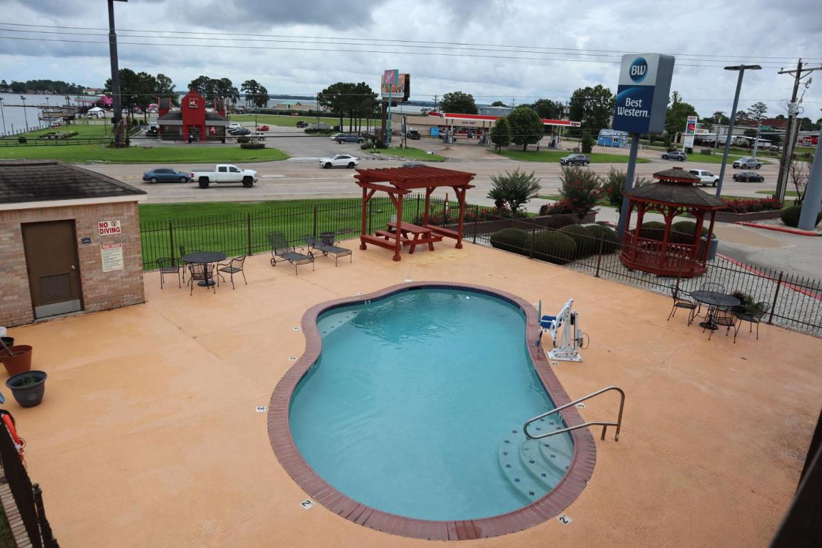 Best Western Lake Conroe Inn
